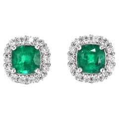 Pendientes calados de esmeralda colombiana natural y diamante de 1,04 quilates hechos en platino