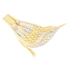 1.04 Carat Round Brilliant Cut Diamond Wren Brooch, 18 Karat Gold Bird Pin