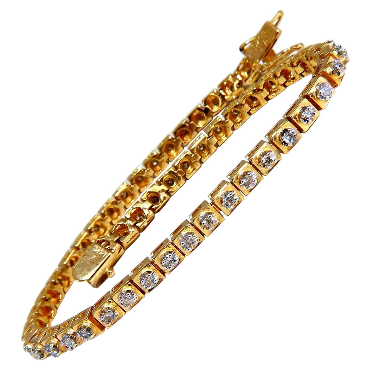 1.04 Carat Round Diamonds Vintage Retro Style Bracelet 14 Karat Gold For Sale