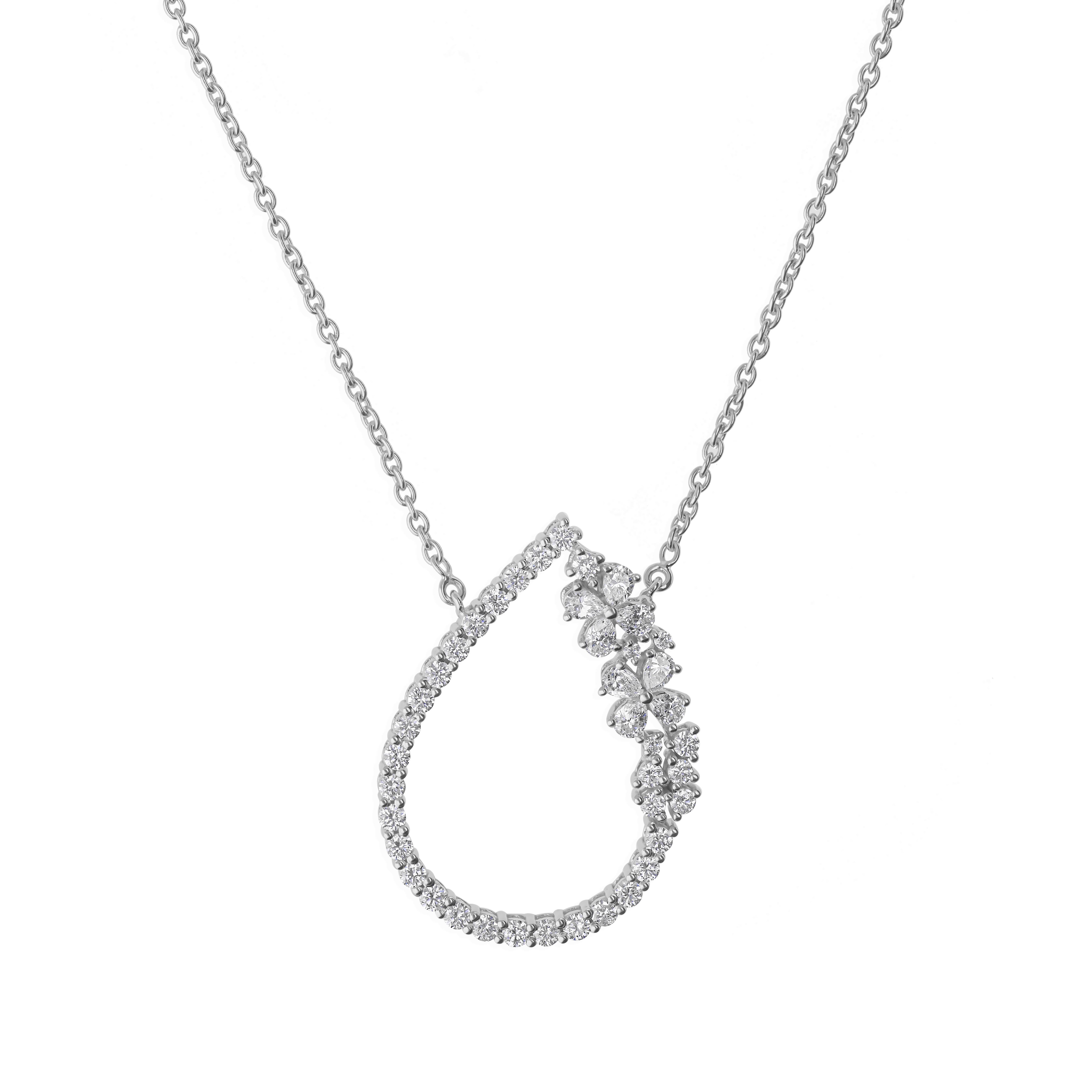Fundido en oro de 18 quilates, este exquisito collar está engastado con 1,04 quilates de brillantes diamantes.

SIGUE LA TIENDA DE SPECTRUM JEWELS para ver la última colección y piezas exclusivas. Spectrum Jewels se enorgullece de ser uno de los
