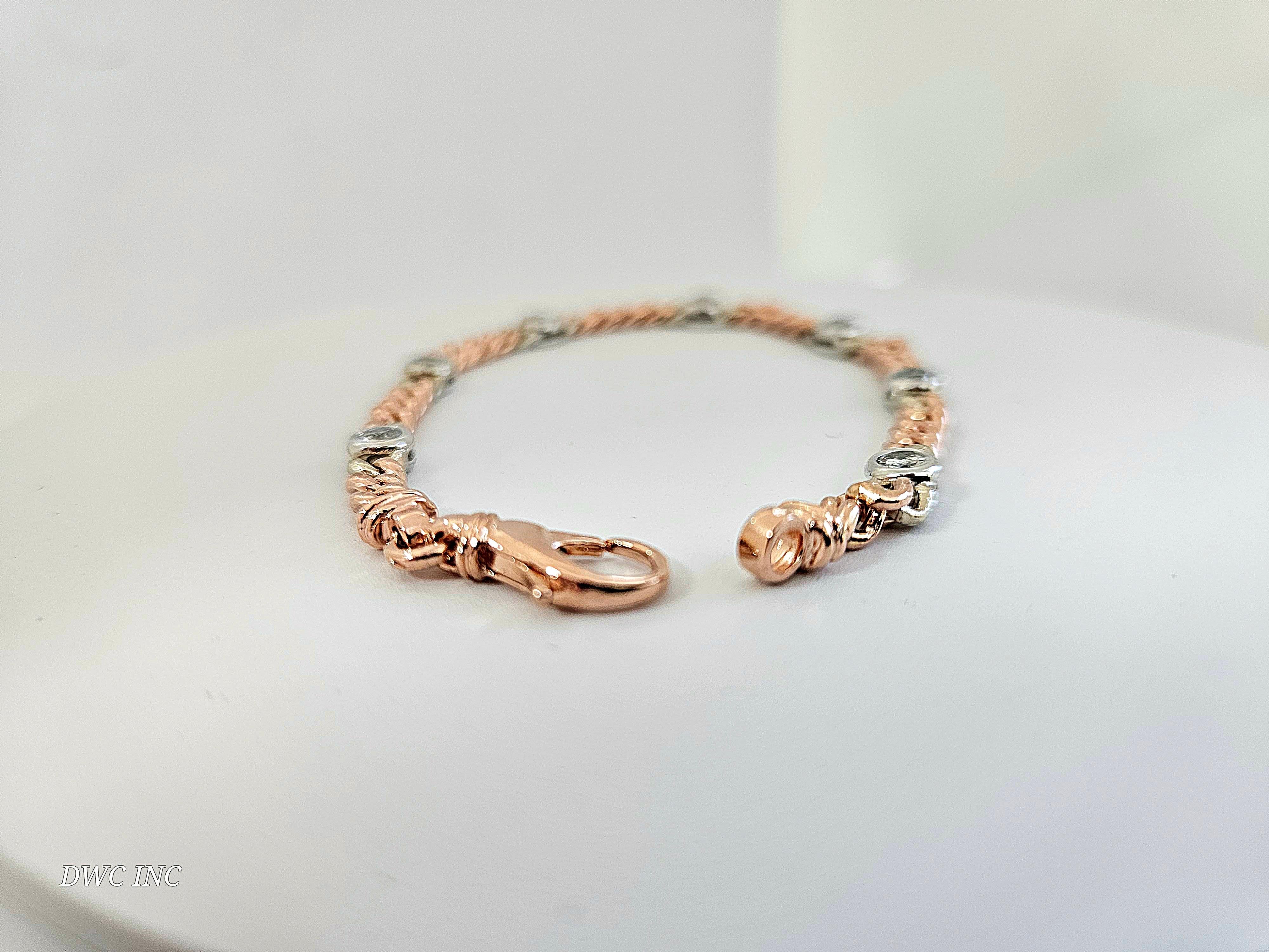 1.04 Carats Natural Diamond Cuban Bracelet 14 Karat Rose gold In New Condition For Sale In Great Neck, NY