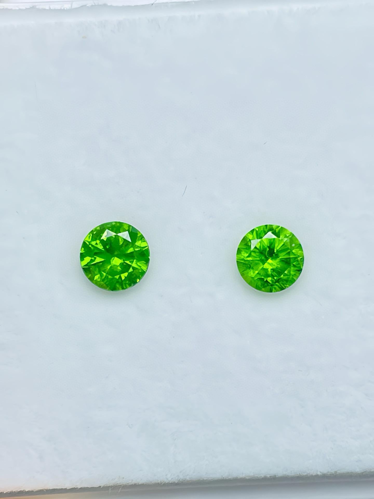 Oval Cut 1.04 carats Pair Russian demantoid green garnet  For Sale