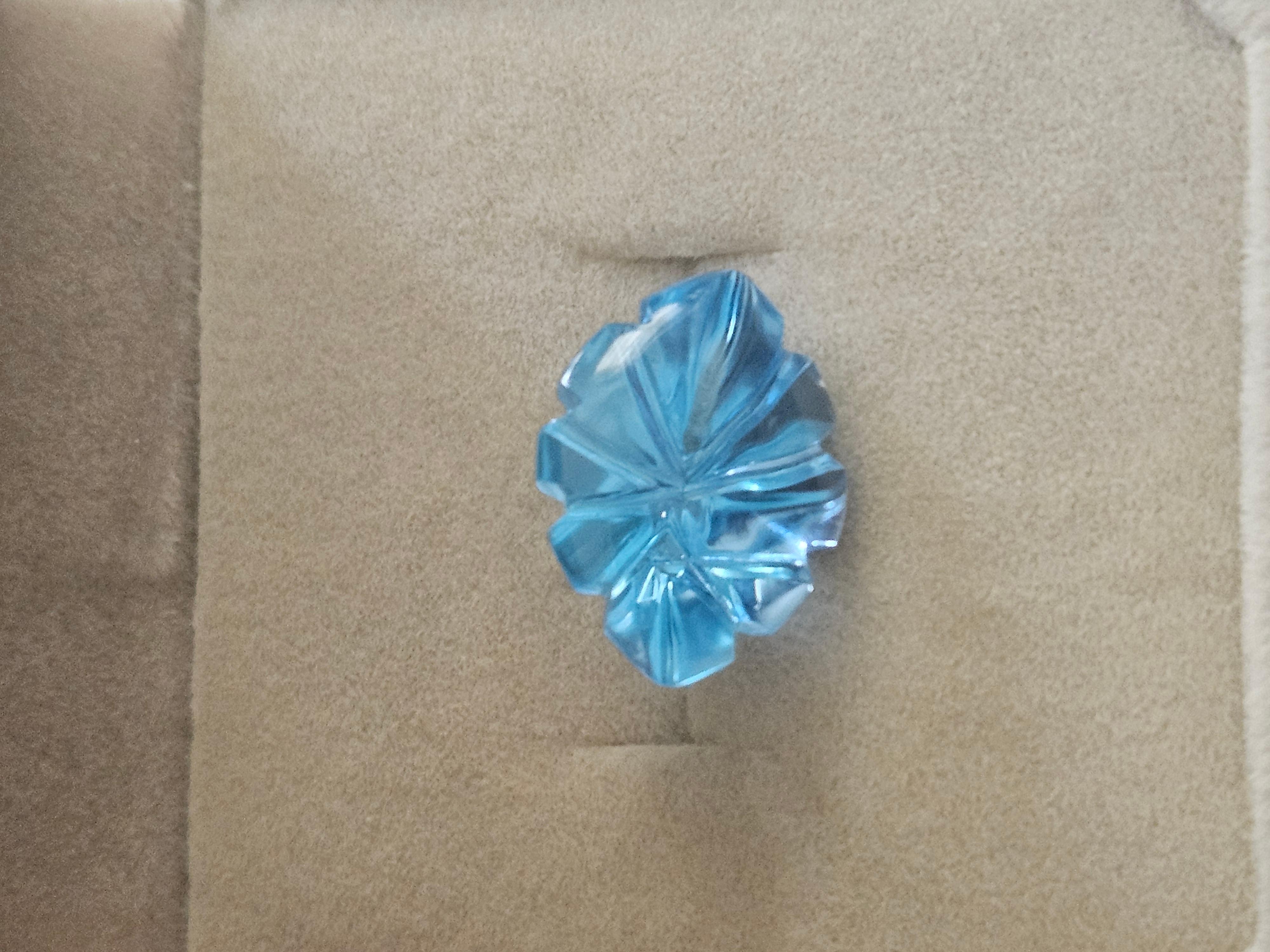 Taglio marquise 10.4 ct. Flower Marquise Sky Blue Topaz Fantasy Cut 16X12 Floral in vendita