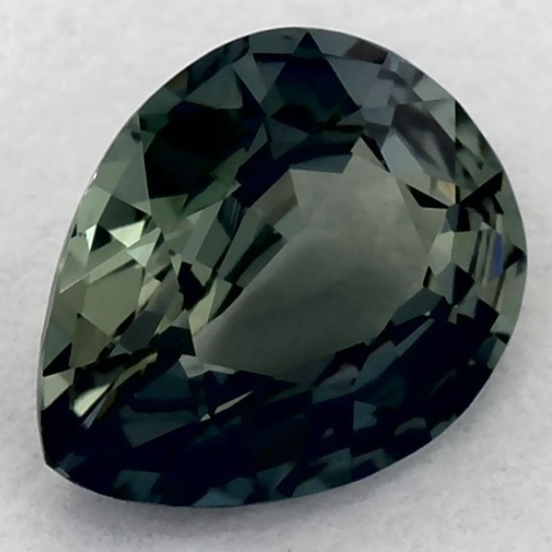 Taille poire 1.04 Ct Green Sapphire Pear Loose Gemstone (pierre précieuse en vrac) en vente