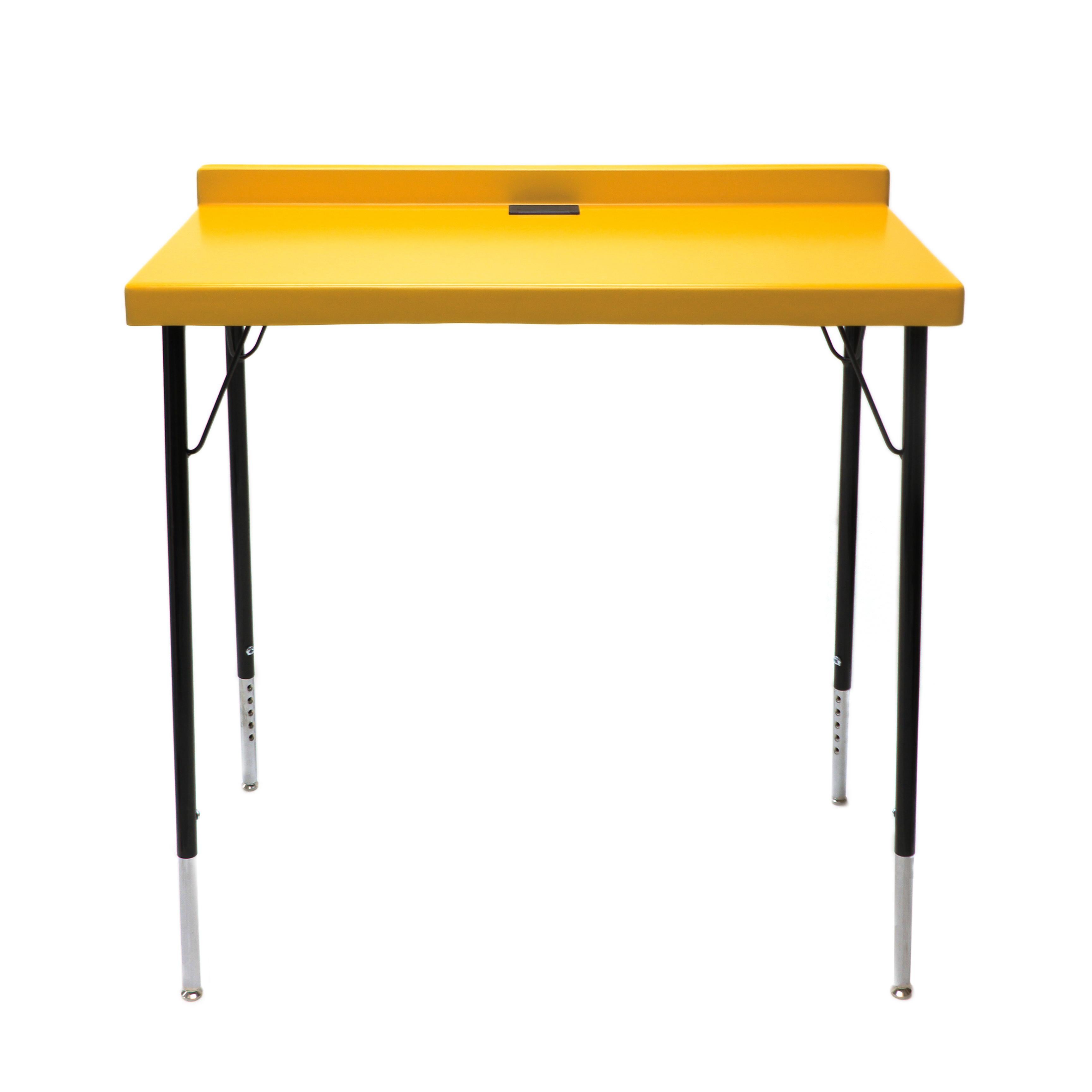 104 Desk in Fiberglass with Powder Coated Steel Legs and Grommet In New Condition In Brooklyn, NY