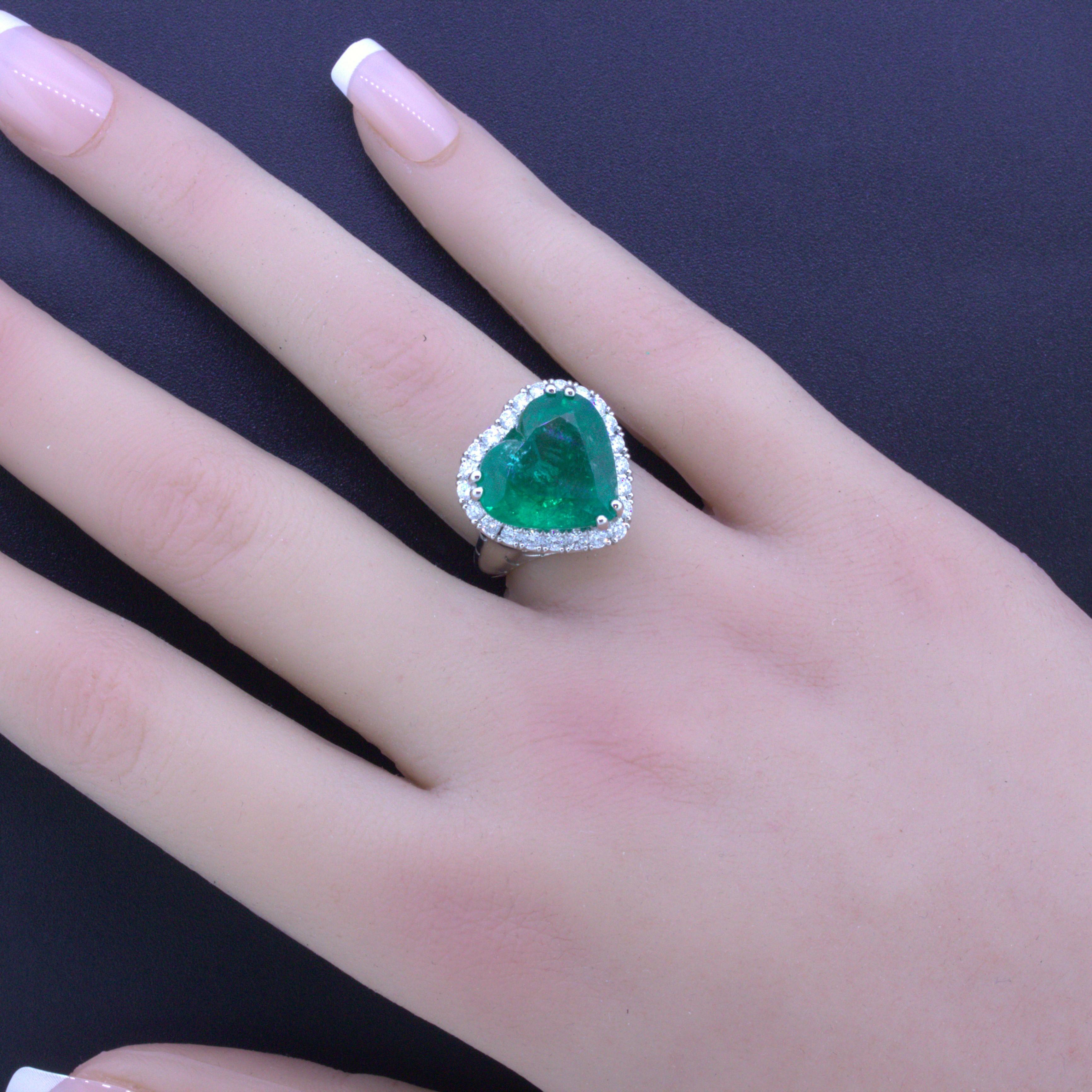 Women's 10.40 Carat Colombian Emerald Heart-Shape Diamond Platinum Ring, AGL Certified For Sale