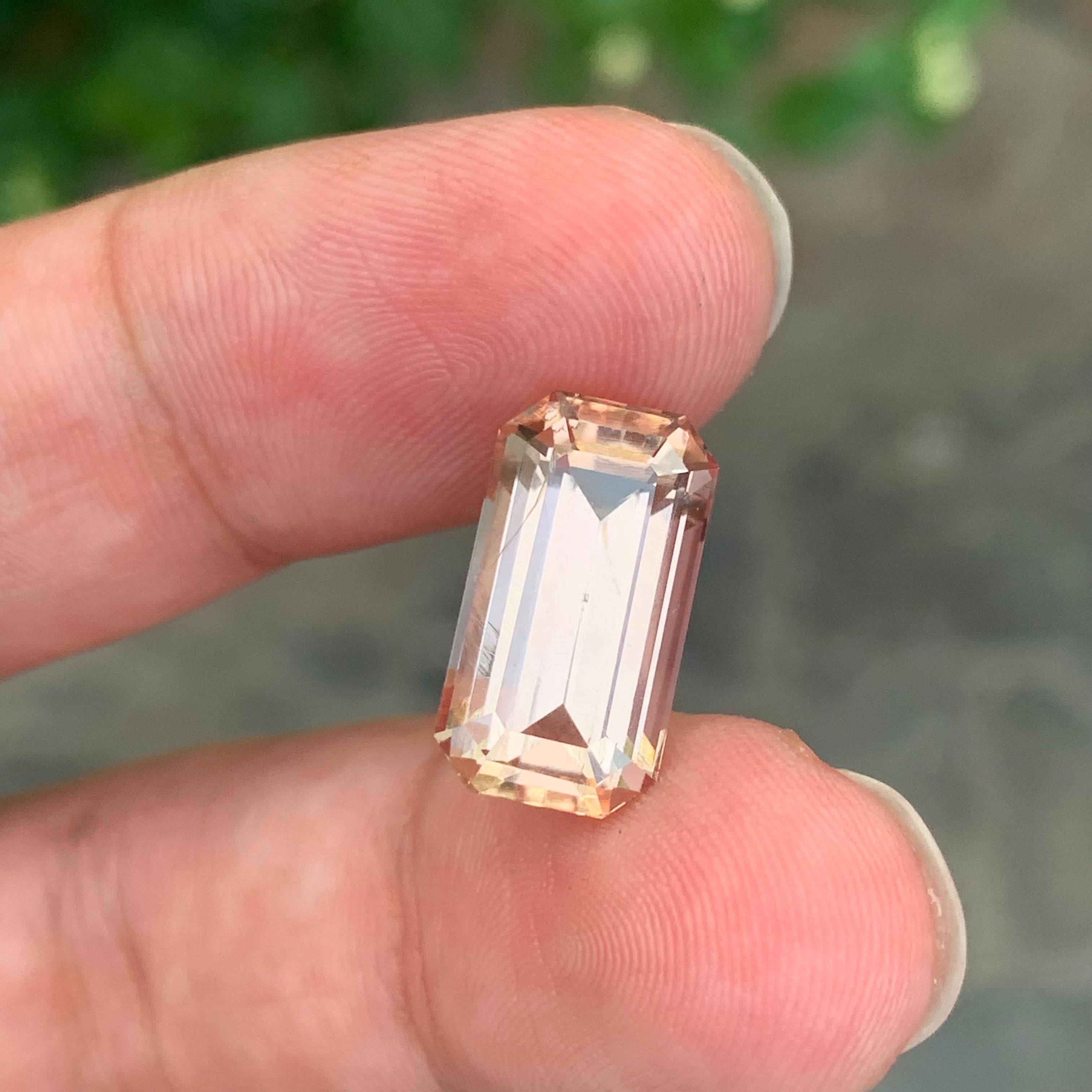 10.40 Carats Loose Imperial Topaz Natural Gemstone In New Condition For Sale In Brisbane, AU
