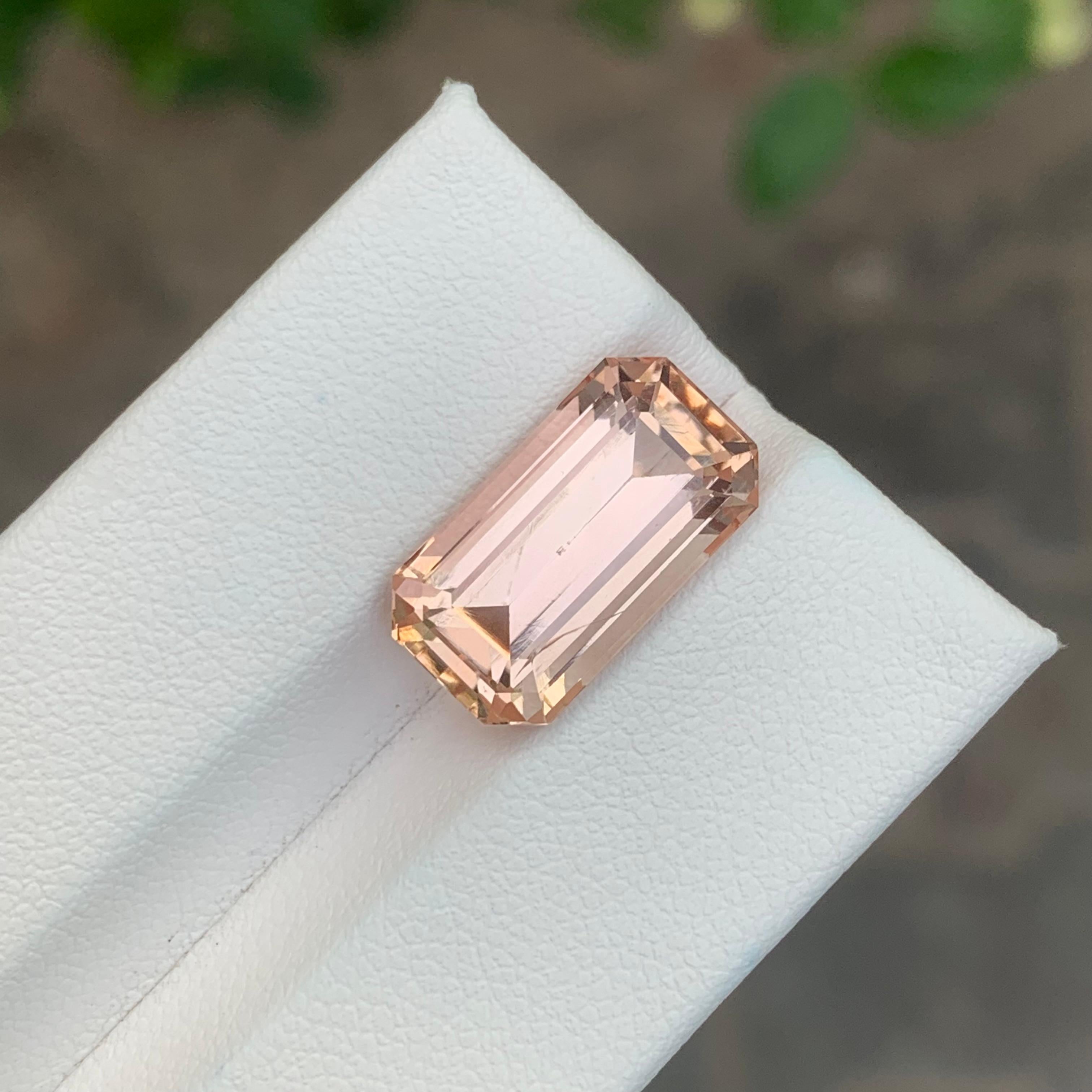 Women's or Men's 10.40 Carats Loose Imperial Topaz Natural Gemstone For Sale