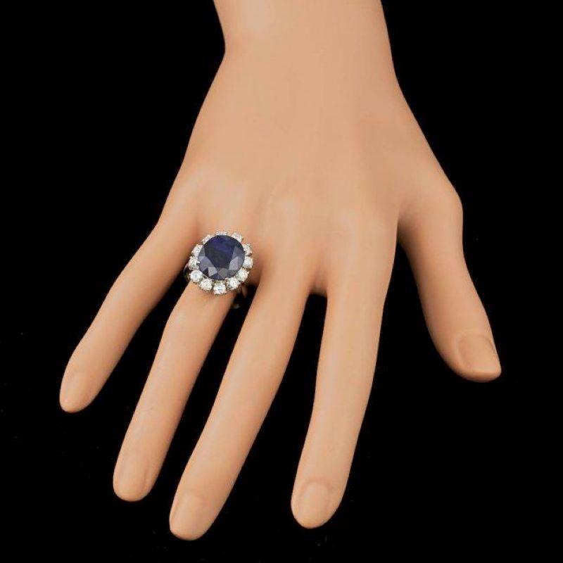 10.40 Carats Natural Sapphire and Diamond 14K Solid White Gold Ring In New Condition For Sale In Los Angeles, CA