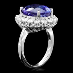 Tanzanite naturelle de 10,40 carats de très belle apparence et diamant blanc massif de 14 carats