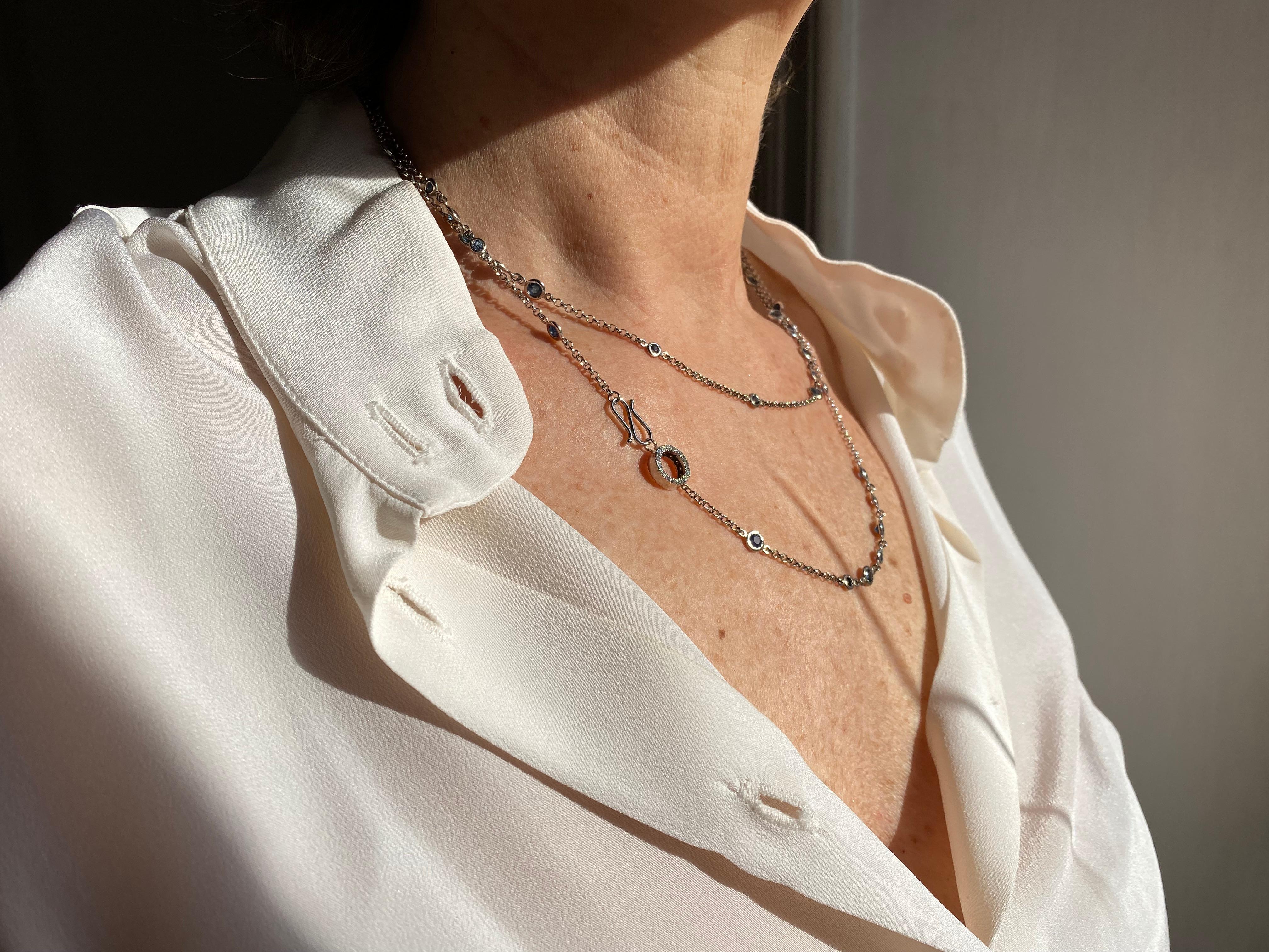 Die Rossella Ugolini Design Collection stellt das exquisite Collier 