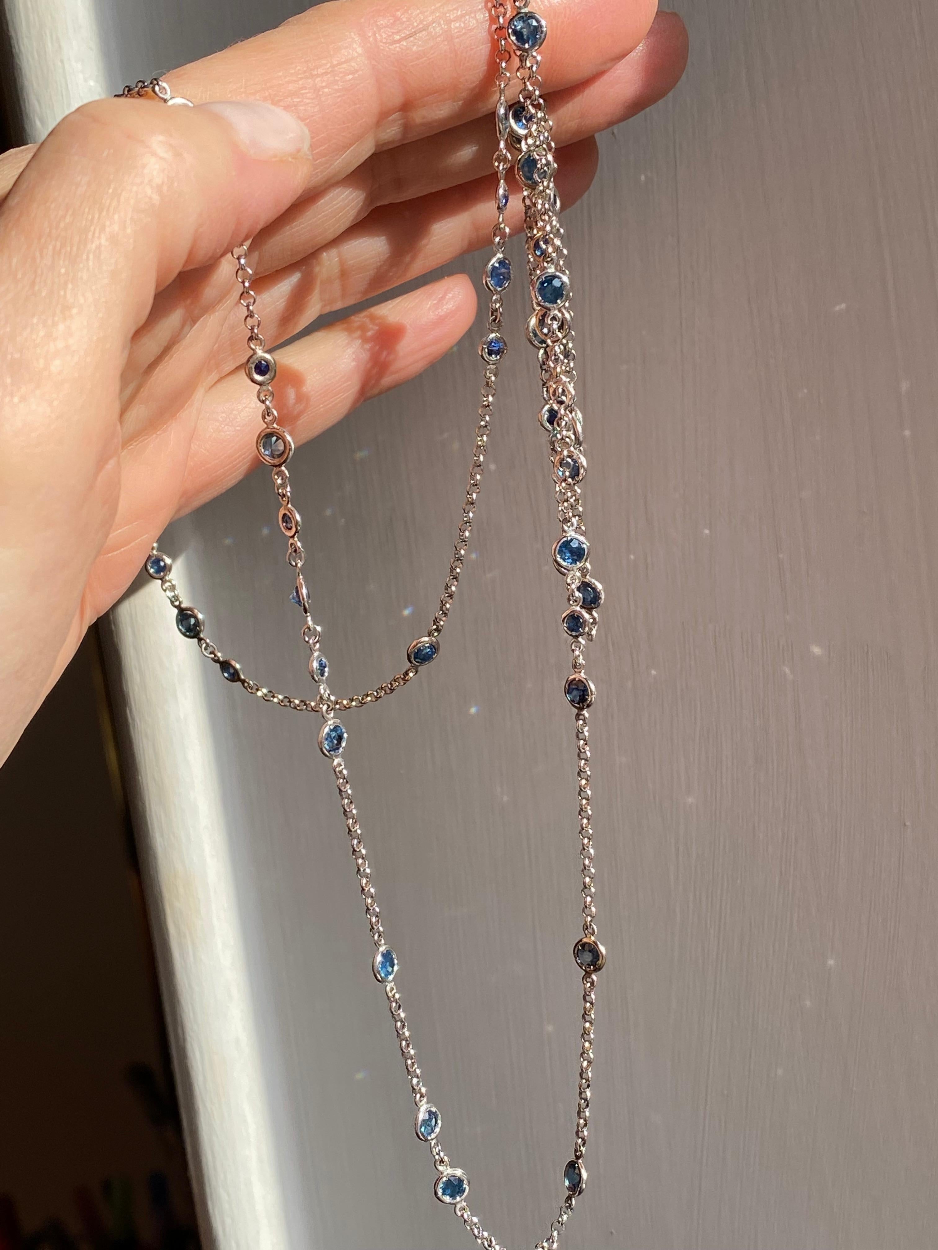 10.40 Karats Sapphires 18 Karats White Gold Blue Sautoir Long Chain Necklace In New Condition For Sale In Rome, IT