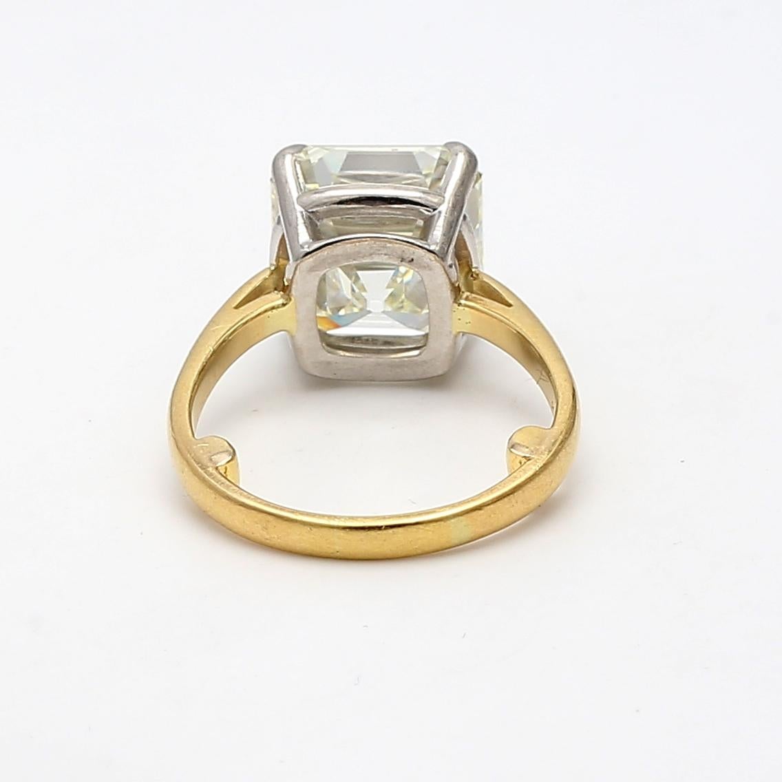 10,42 Carati Taglio Asscher L VS1 Diamante 18K YG e Anello Nuziale in Platino in vendita 1