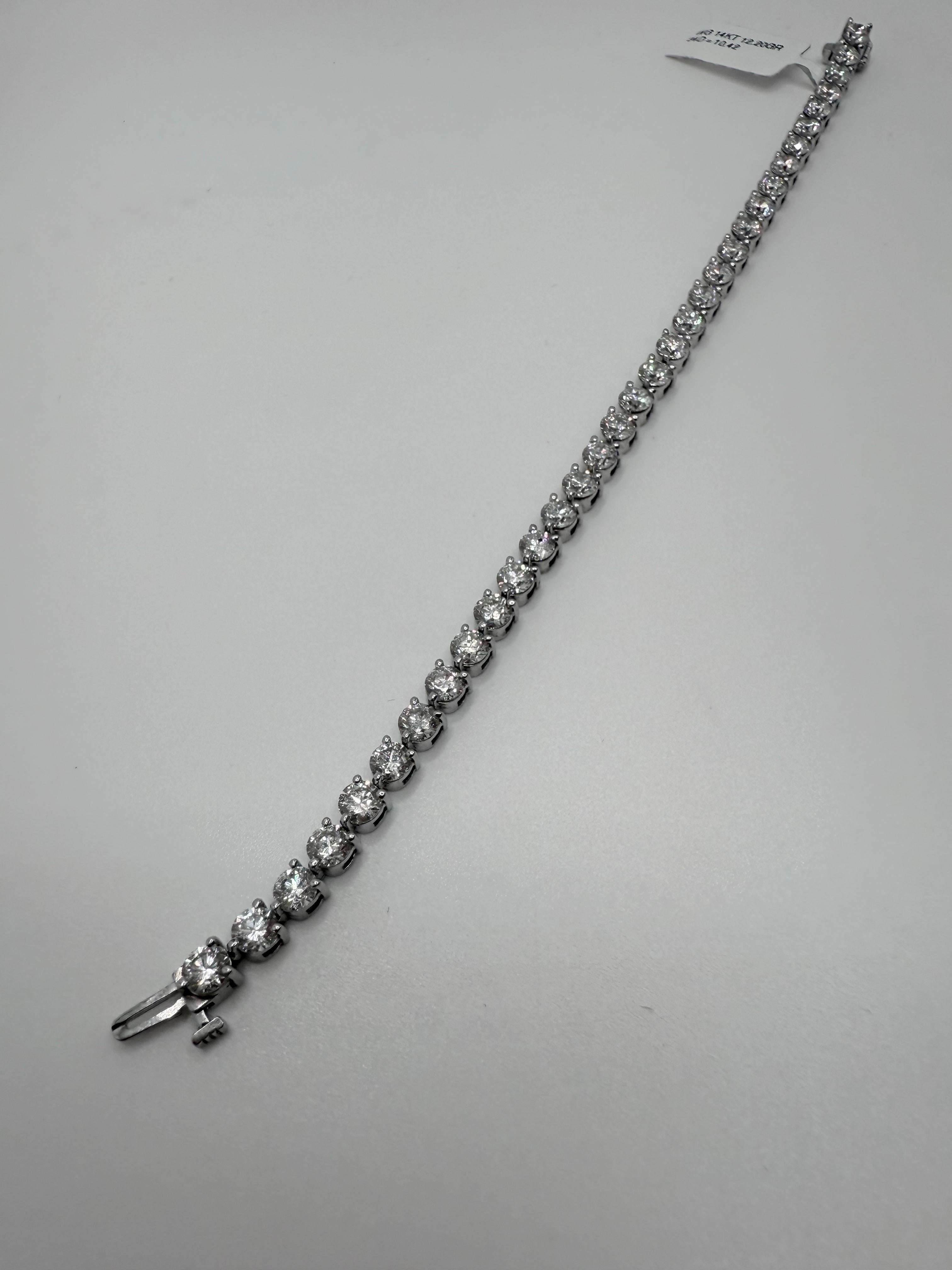 Femenino o masculino Pulsera de tenis con diamantes redondos de 10,42 quilates y engaste de 3 garras en venta