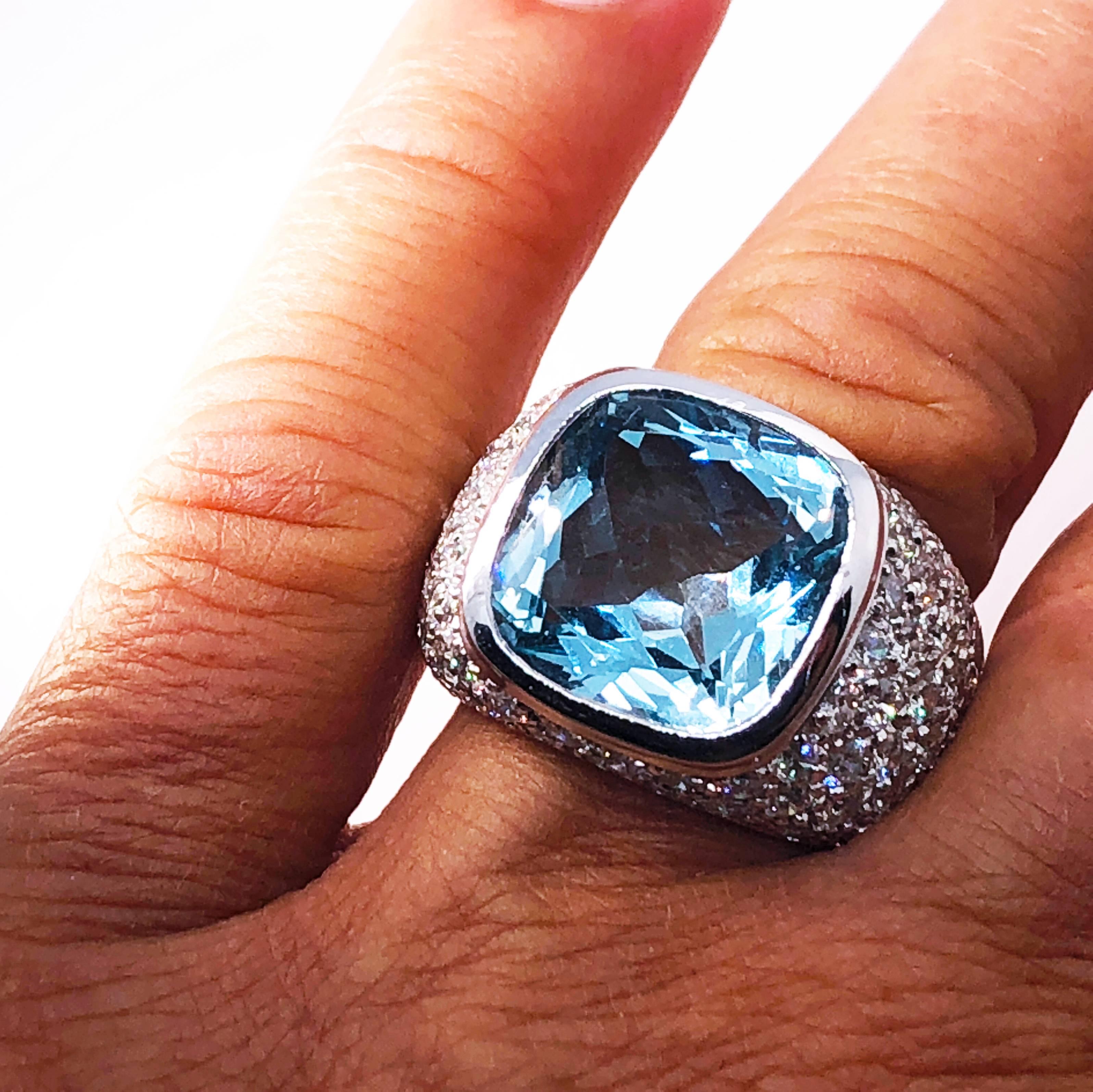 Berca 10.43 Carat Natural Antik Cut Brazilian Aquamarine 3.74 Carat Diamond Ring For Sale 2