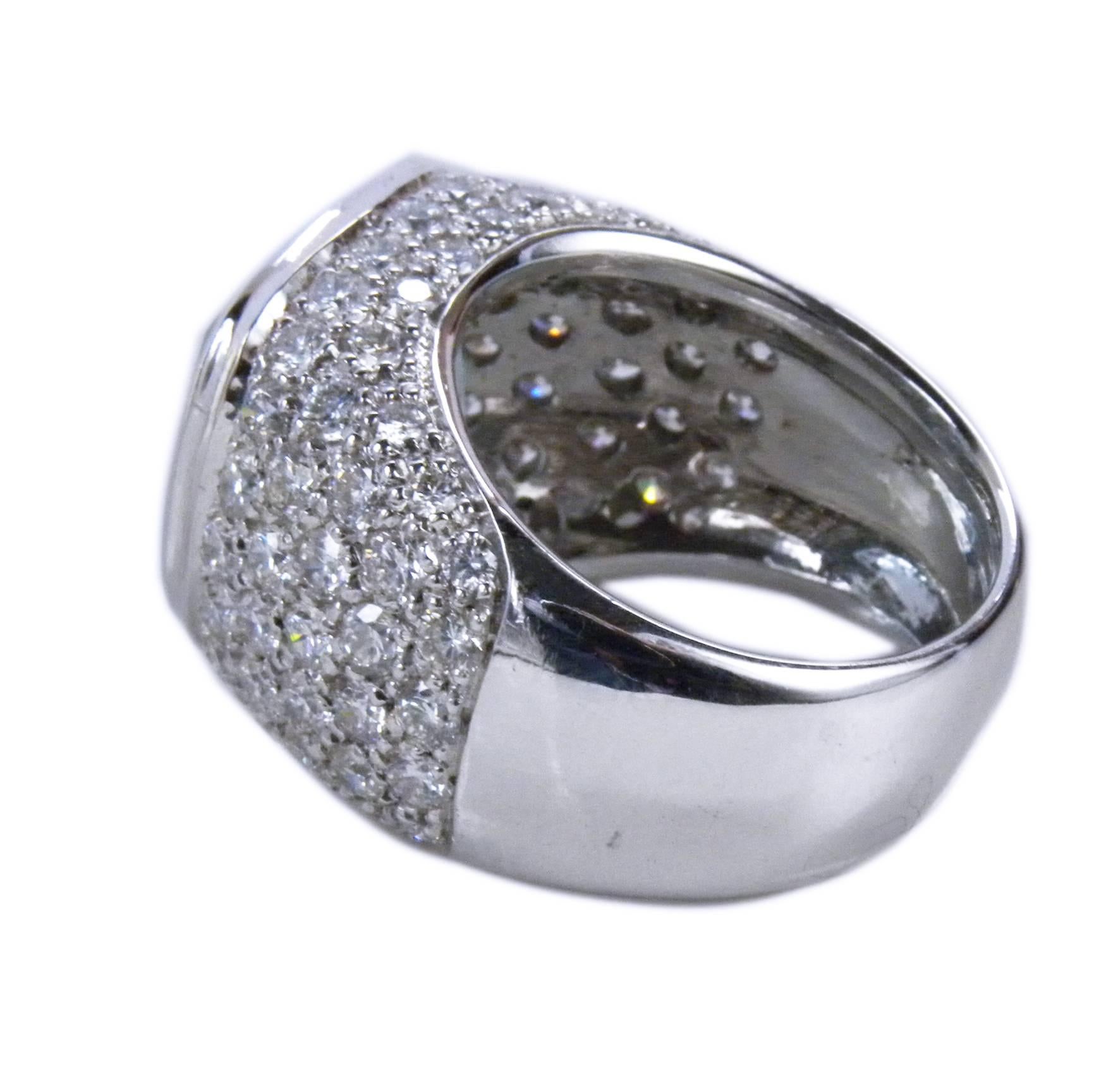 Berca 10.43 Carat Natural Antik Cut Brazilian Aquamarine 3.74 Carat Diamond Ring In New Condition For Sale In Valenza, IT