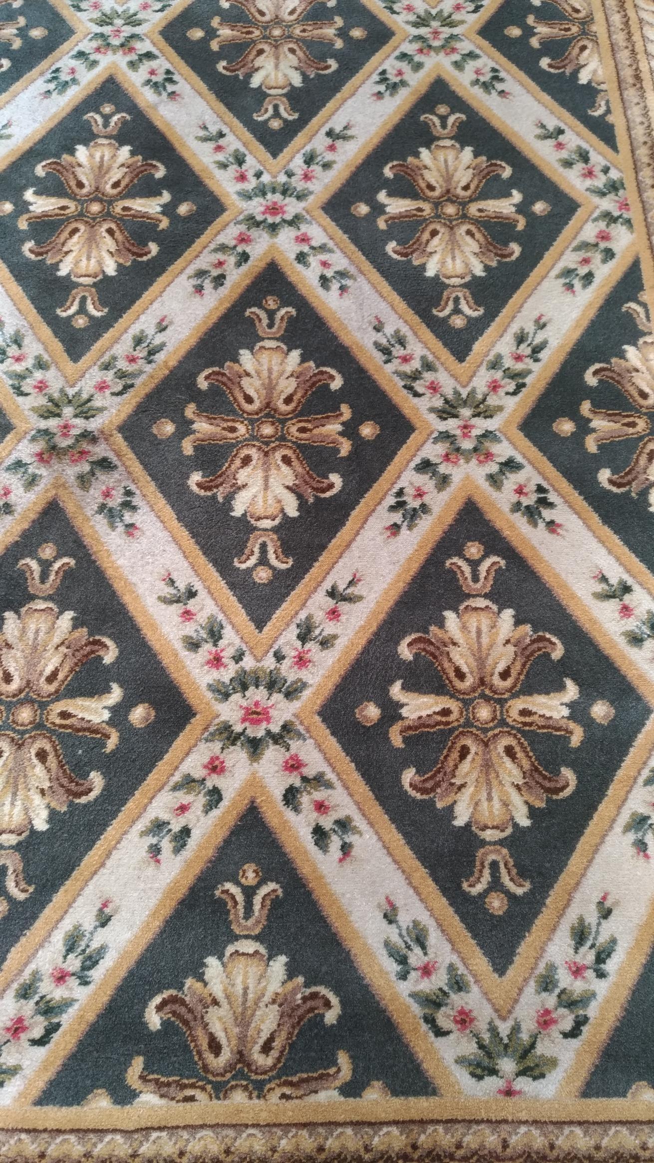 Hand-Knotted 1043 - Nice French Aubusson rug savonnerie For Sale
