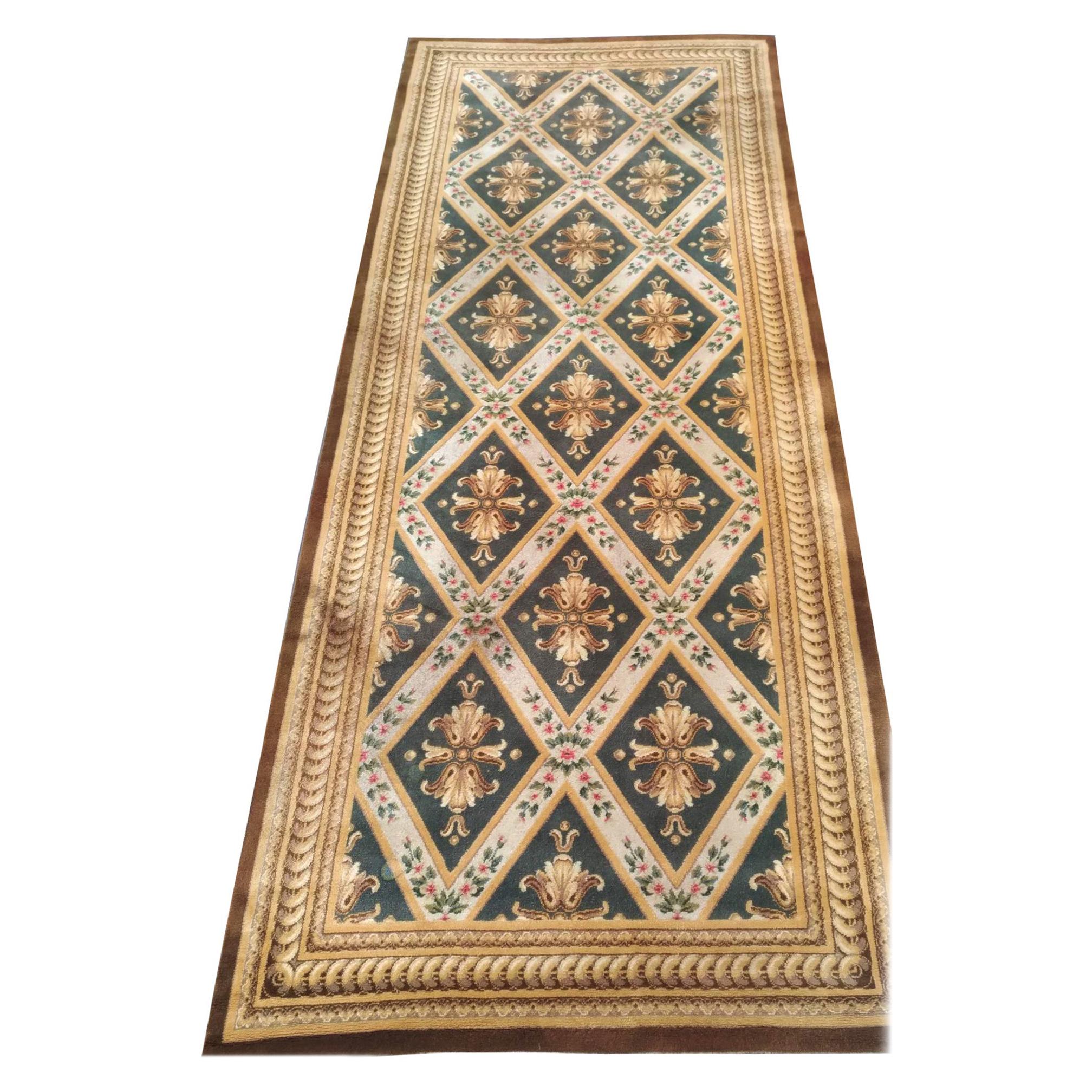 1043 - Joli tapis français d'Aubusson savonnerie en vente