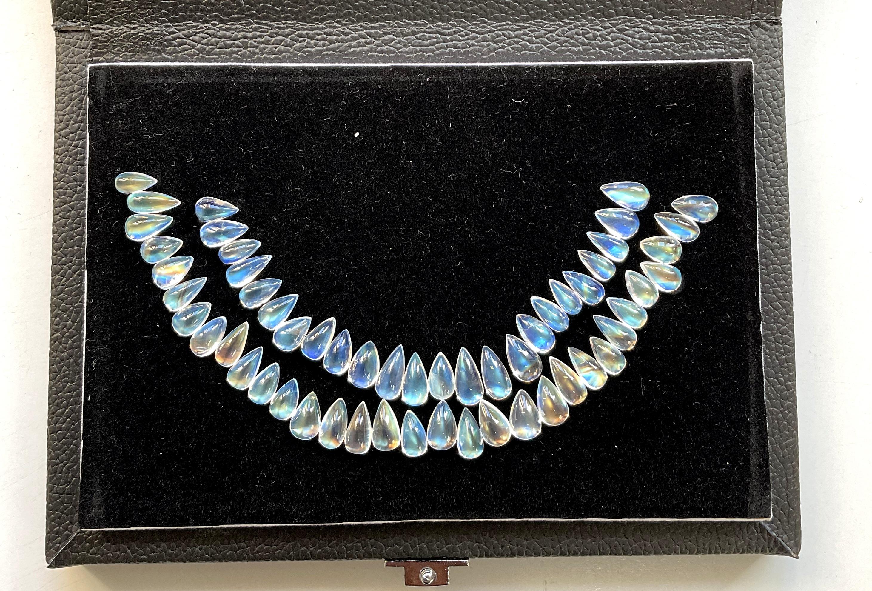 104,45 Karat Mondstein Top-Qualität Birne Layout für feinen Schmuck natürlichen Edelstein

Edelstein - Mondstein
Gewicht - 104.45 Ct
Größe - 5x8 bis 12x6 MM
Stück - 56
