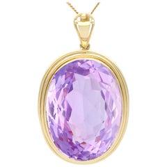 104.48 Carat Amethyst and Yellow Gold Pendant