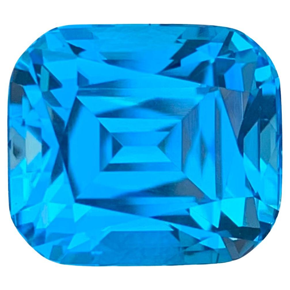 10,45 Karat Elegant Lose Schweizer Blautopas Kissenform Edelstein