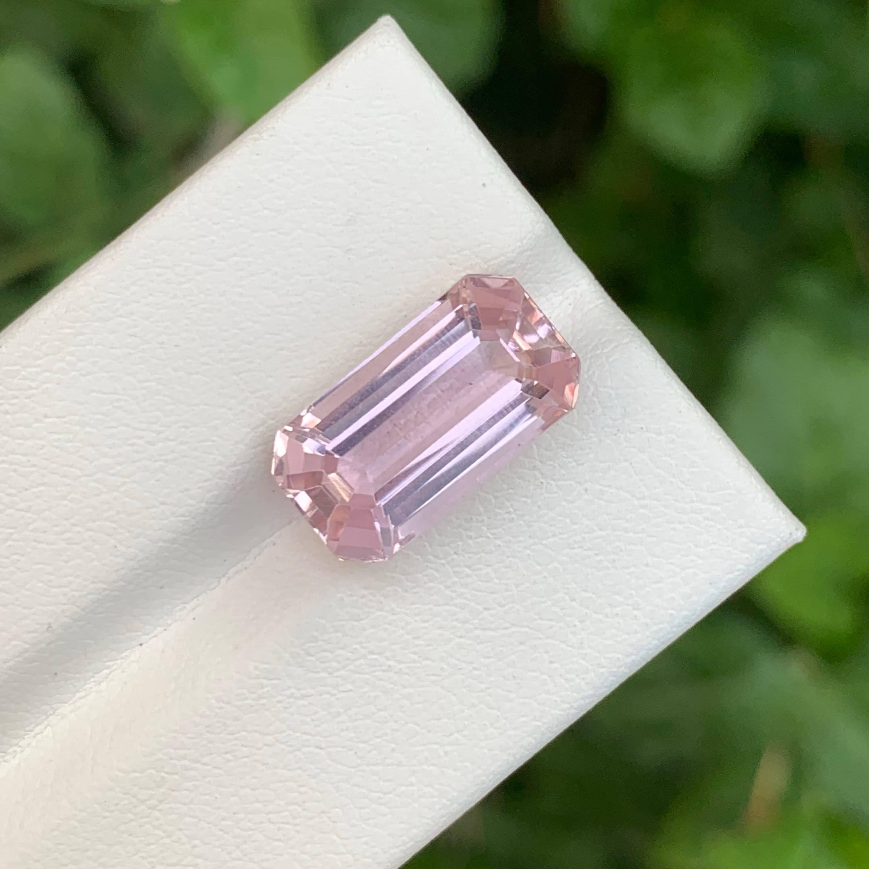10.45 Carat Loose Pink Kunzite Stone Emerald Cut Natural Afghan Gemstone (pierre précieuse afghane) en vente 1