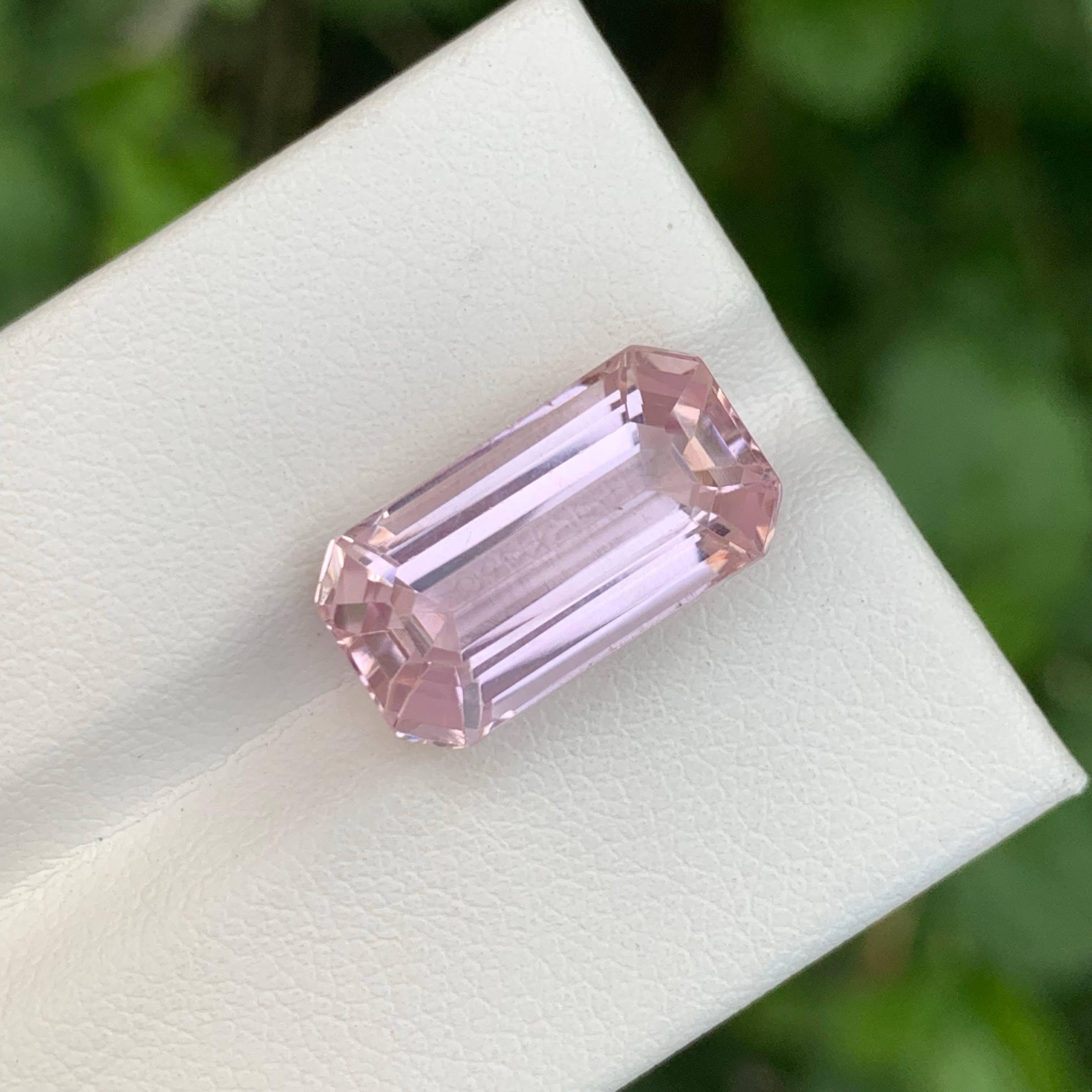 10.45 Carat Loose Pink Kunzite Stone Emerald Cut Natural Afghan Gemstone (pierre précieuse afghane) en vente 2