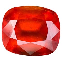 Pierre précieuse africaine rouge grenat hessonite taille coussin de 10,45 carats
