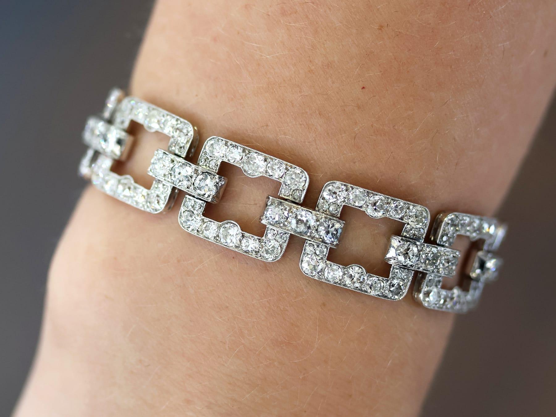 Art déco 10.45ct Diamond and Platinum Bracelet - Art Deco - Antique French Circa 1920 en vente
