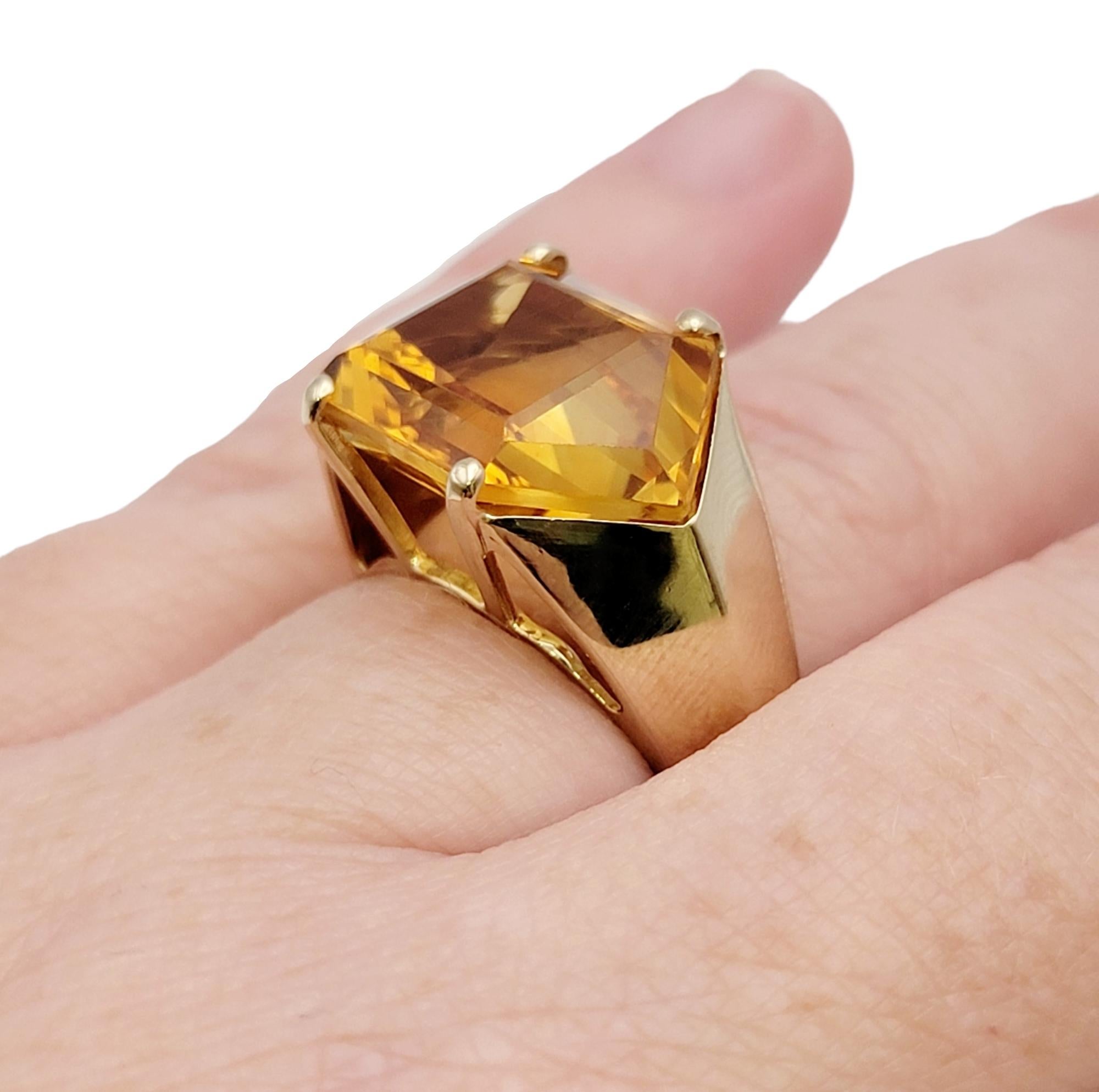 10.46 Carats Total Hexagonal Cut Citrine Cocktail Ring in 14 Karat Yellow Gold For Sale 11