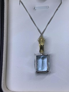 10.46ct Aquamarine and diamonds pendant pearl clasp in 18k yellow and white gold