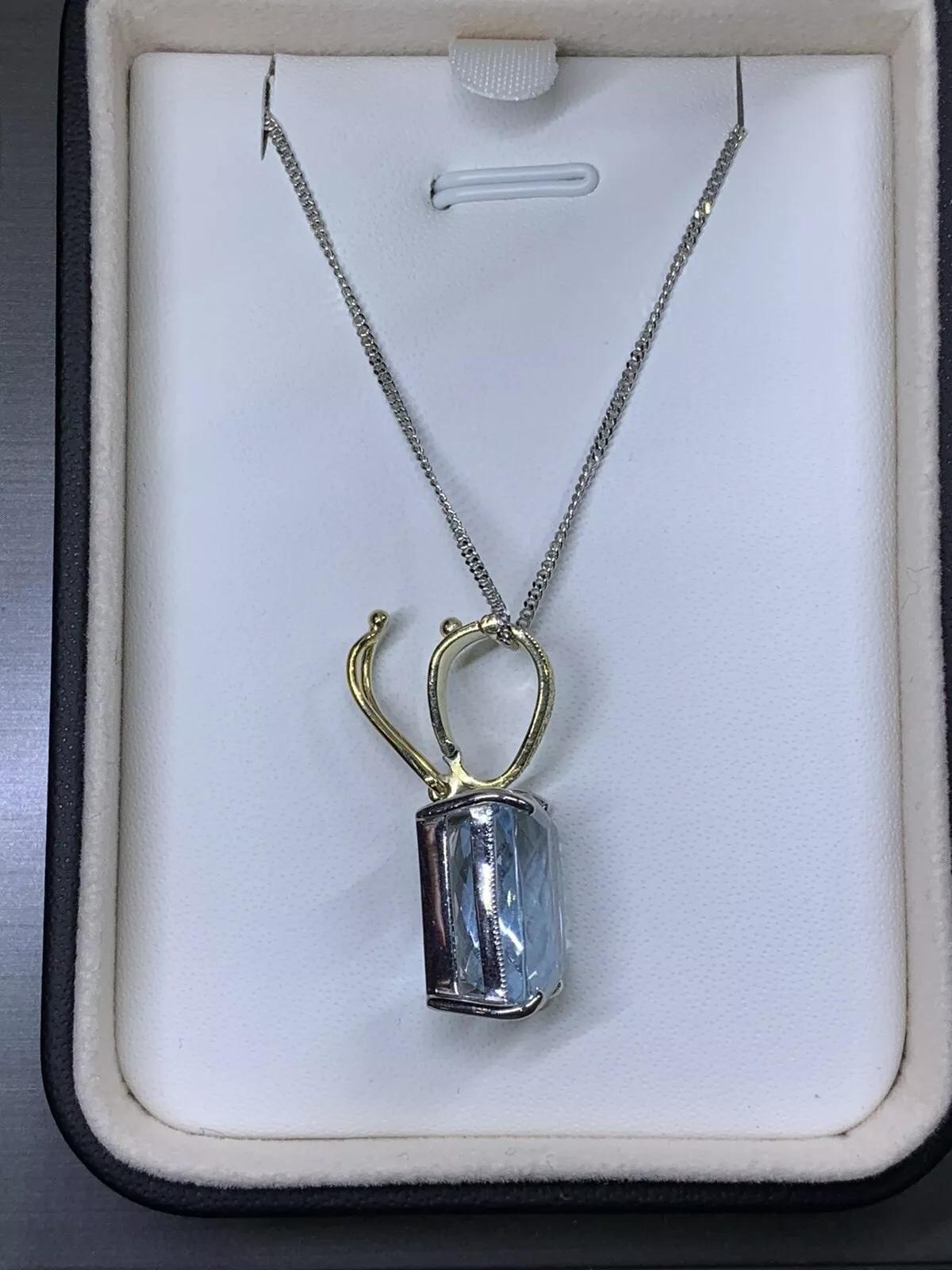 Cushion Cut 10.46ct Aquamarine and diamonds pendant pearl clasp in 18k yellow and white gold For Sale