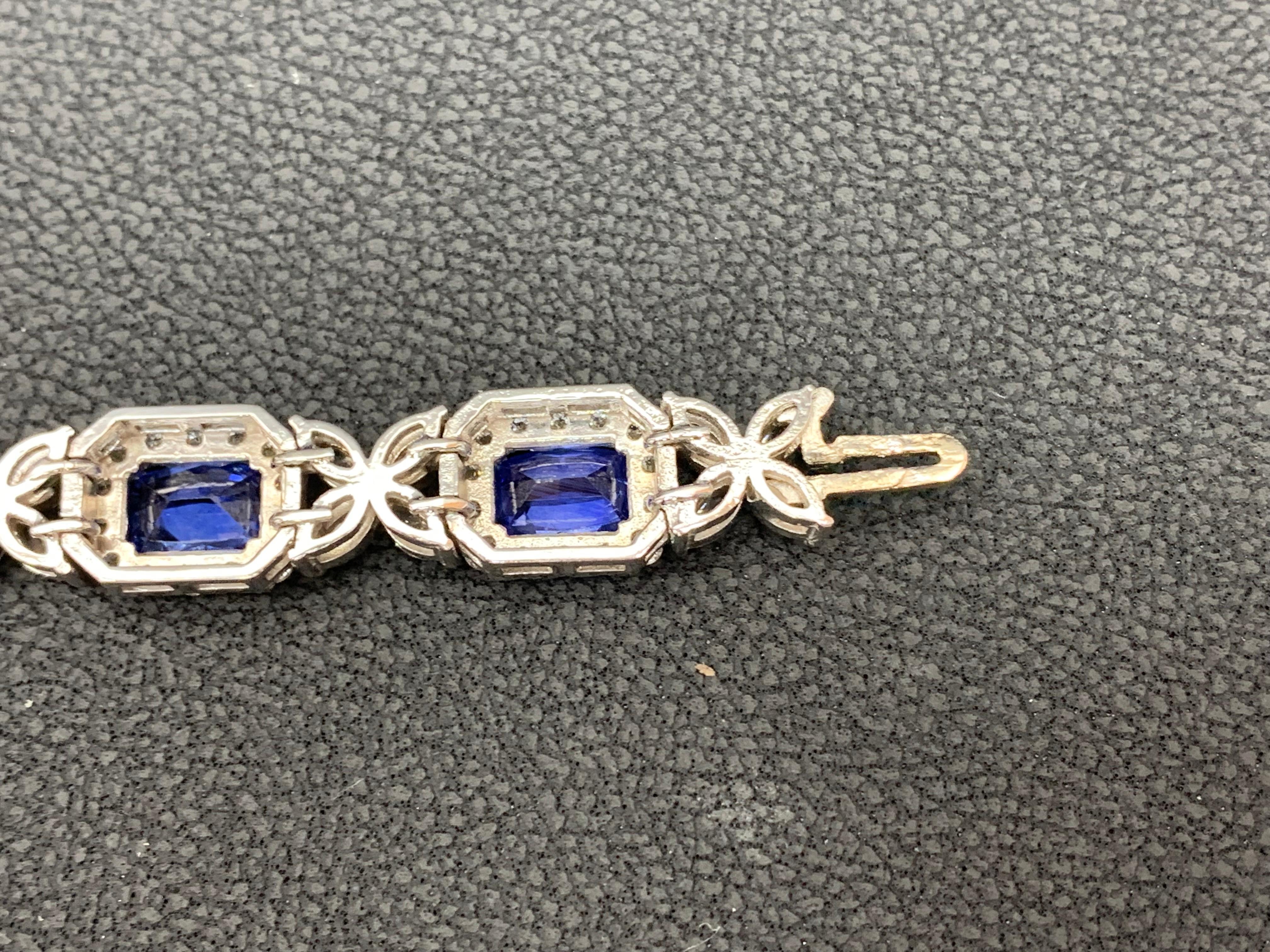 10.47 Carat Cushion cut Sapphire and Diamond Bracelet in 14K White Gold For Sale 2