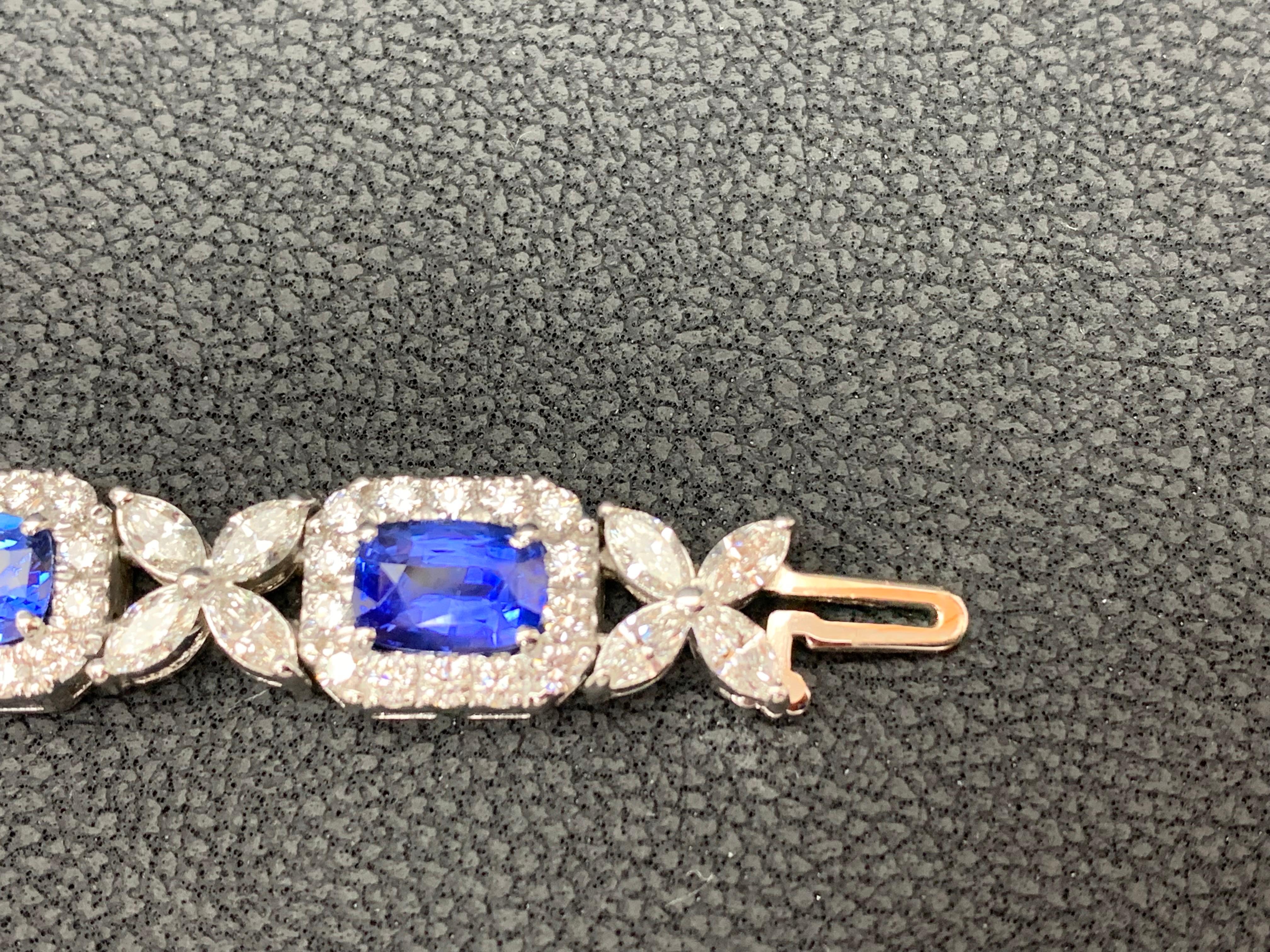 10.47 Carat Cushion cut Sapphire and Diamond Bracelet in 14K White Gold In New Condition For Sale In NEW YORK, NY