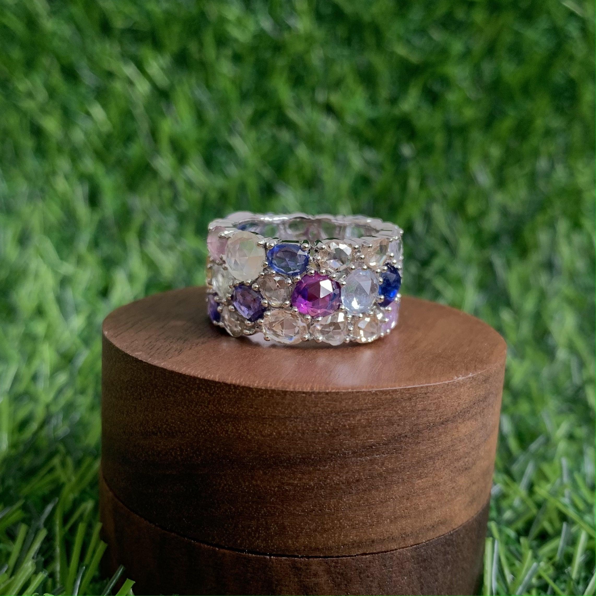10,48 Karat Fancy Rose Cut Multicolor Saphir Statement-Ring aus 14K Weißgold mit mehrfarbigem Saphir im Angebot 5