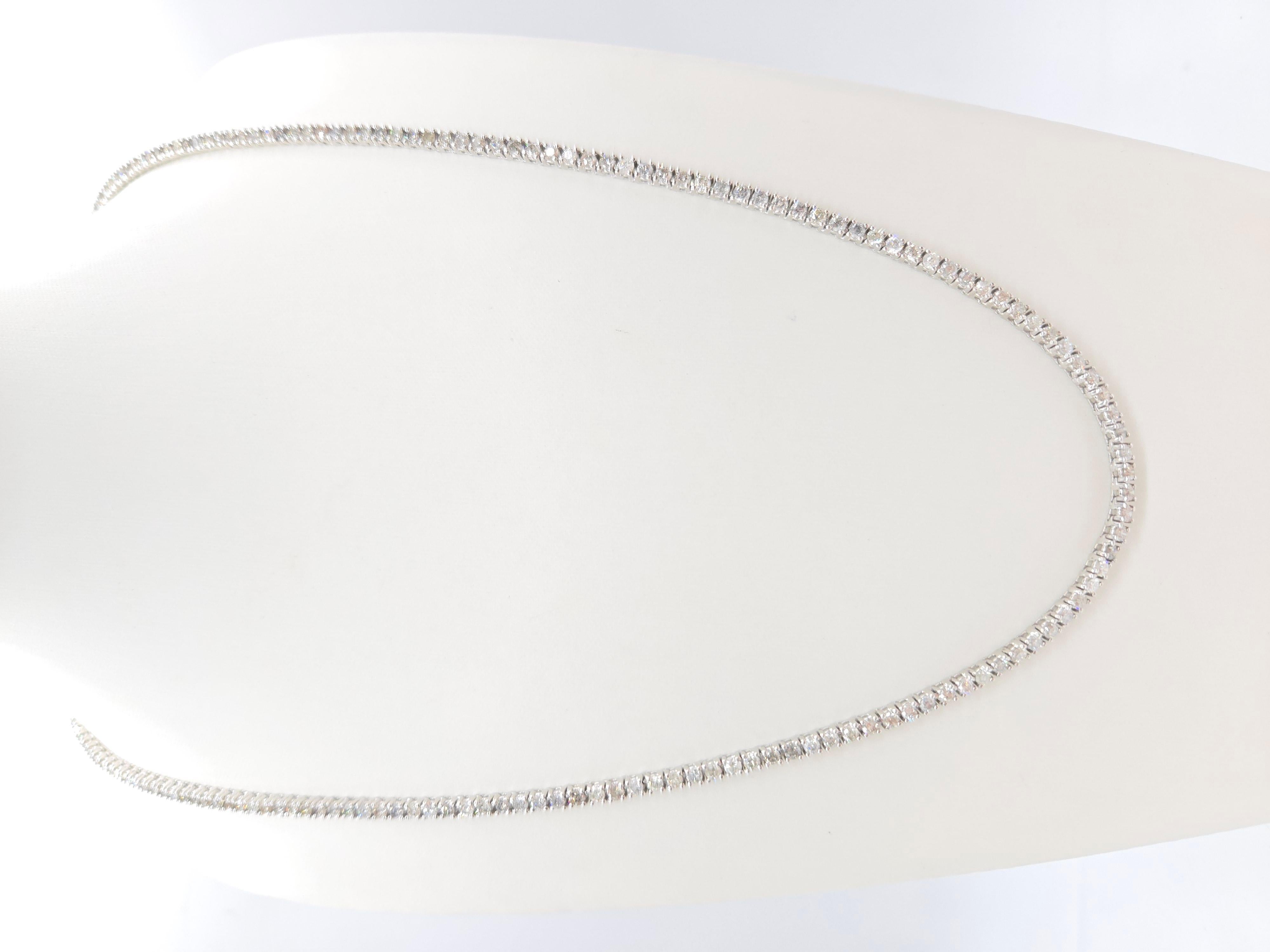 Collana Tennis con diamanti naturali rotondi da 10,48 carati in oro bianco 14 carati da 22''. in vendita 1