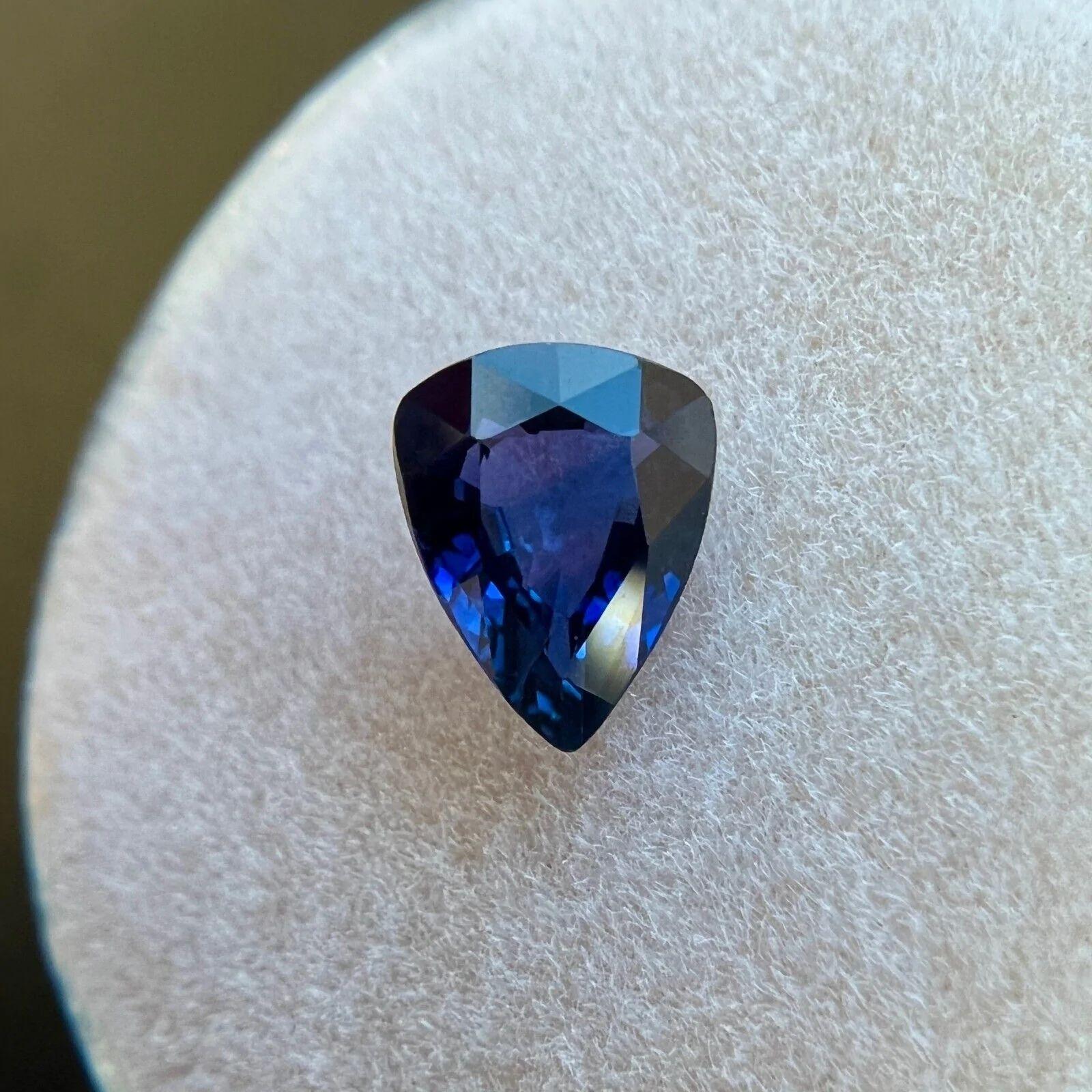 Saphir bleu profond non traité certifié GIA de 1,04 carat, taille poire, pierre précieuse rare de 7,3 x 5,8 mm Unisexe en vente