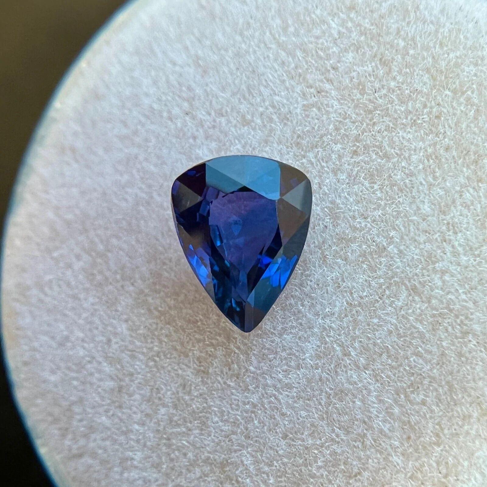 Saphir bleu profond non traité certifié GIA de 1,04 carat, taille poire, pierre précieuse rare de 7,3 x 5,8 mm en vente 1