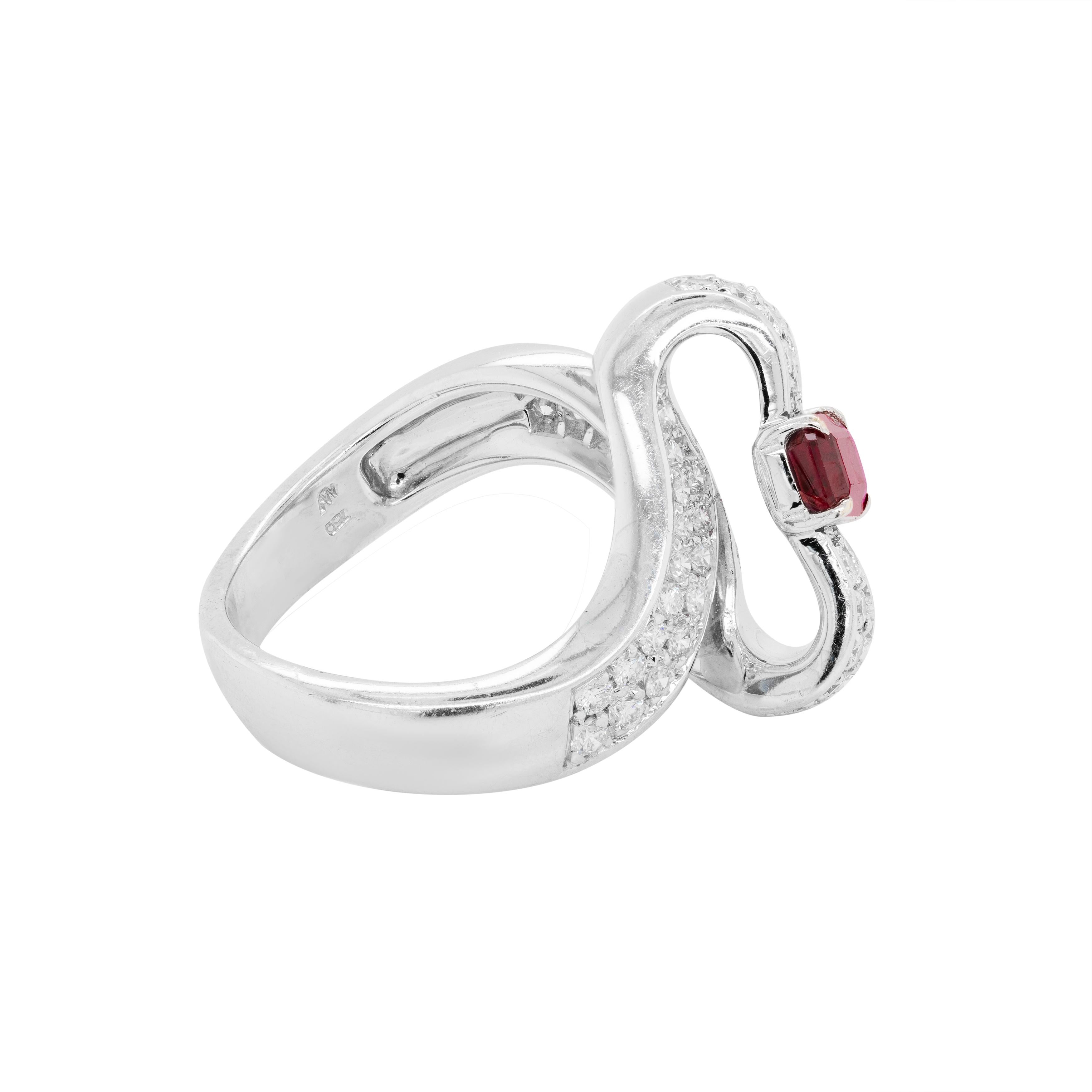 Modern 1.04ct Ruby and Diamond 18 Carat White Gold Twisted Dress Ring For Sale