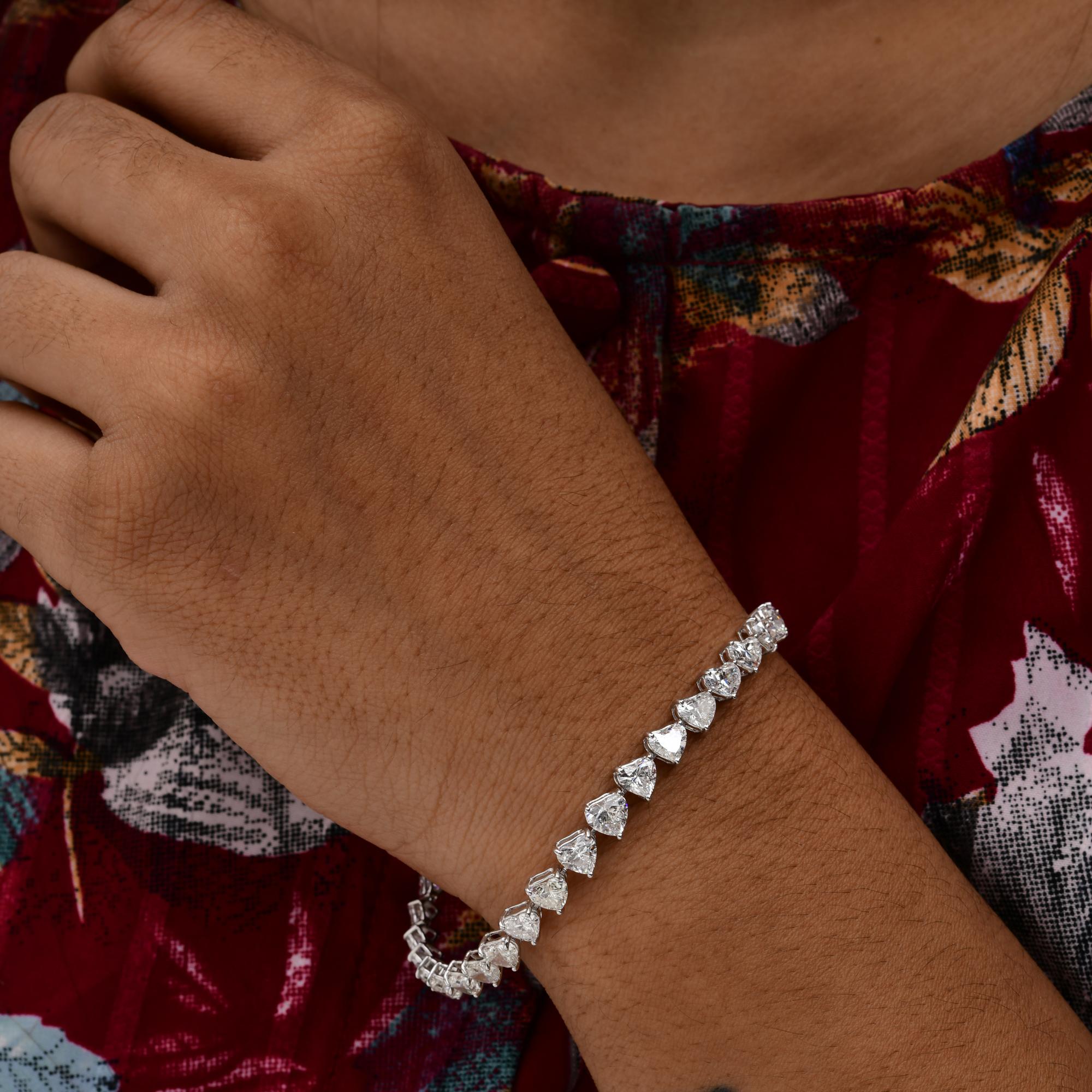 Diese 10.4Ct SI Clarity HI Color Heart Cut Diamond 14 Karat Weißgold Tennis Armband verfügt über Herz geschnittenen Diamanten se Zinn eine kontinuierliche Reihe machen ein Tennisarmband.
Diamanten sind ein universelles Symbol für Ewigkeit und