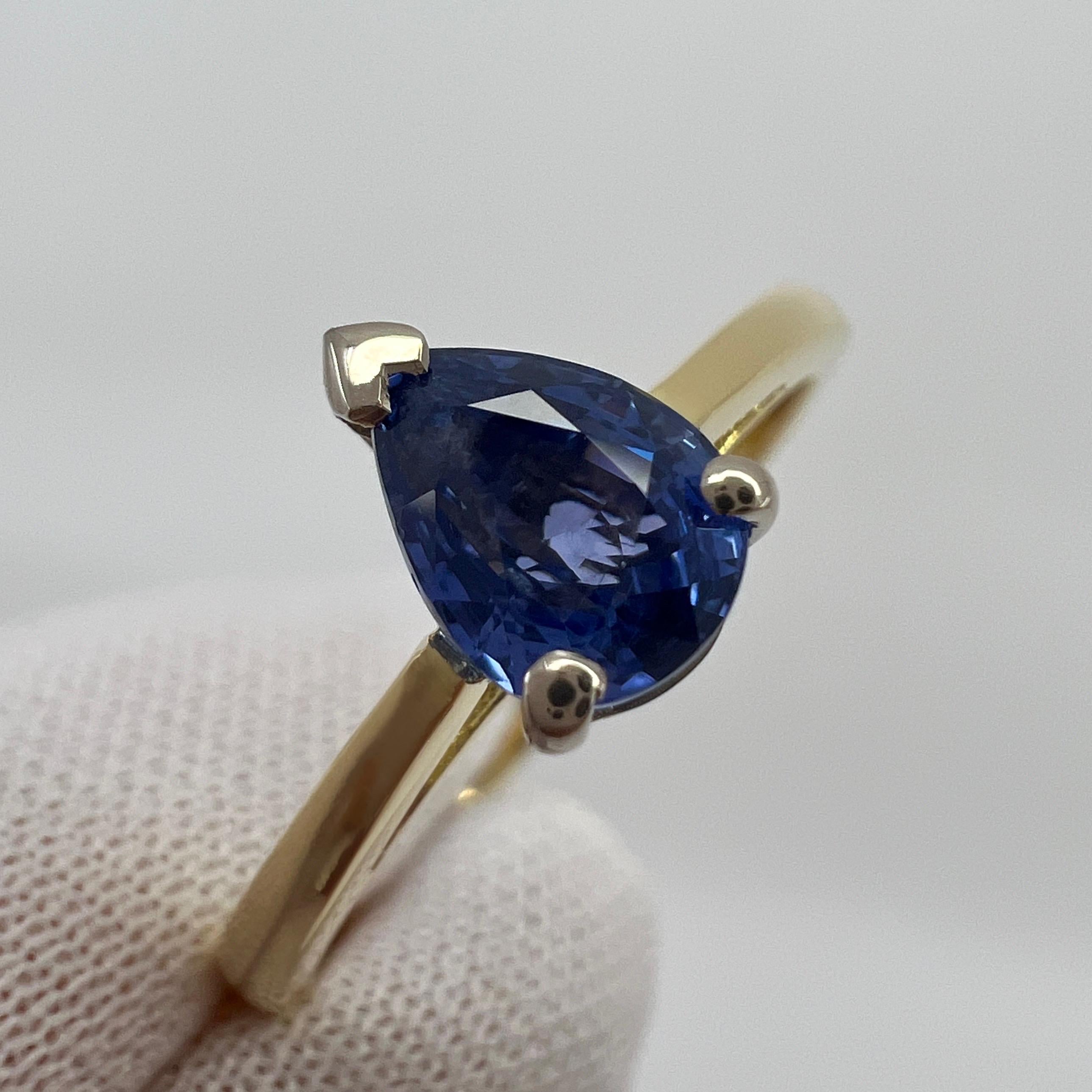 1.04ct Vivid Blue Ceylon Sapphire Pear Teardrop Cut 18k Gold Solitaire Ring For Sale 3