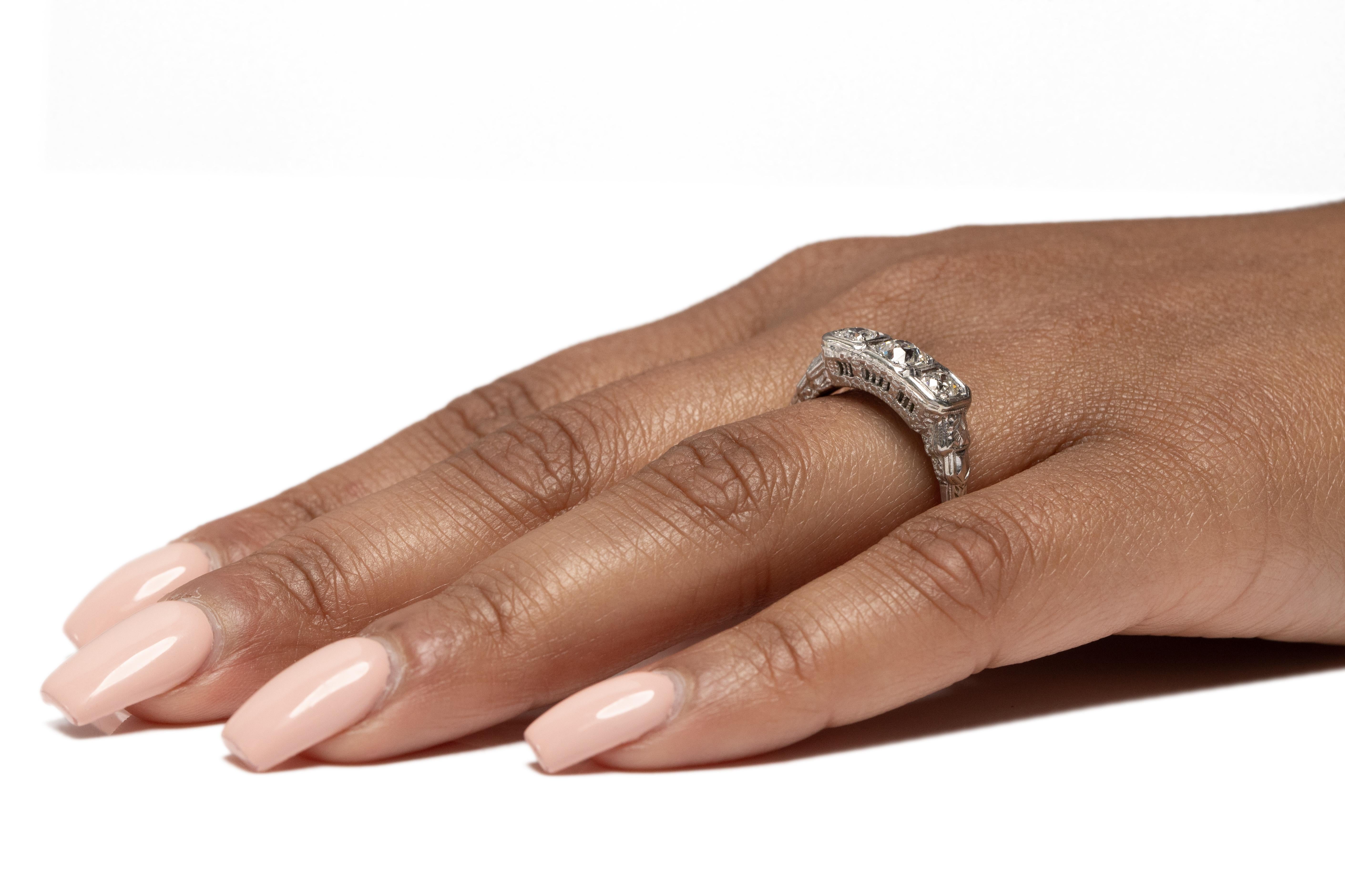 1.05 Carat Art Deco Diamond Platinum Engagement Ring For Sale 2