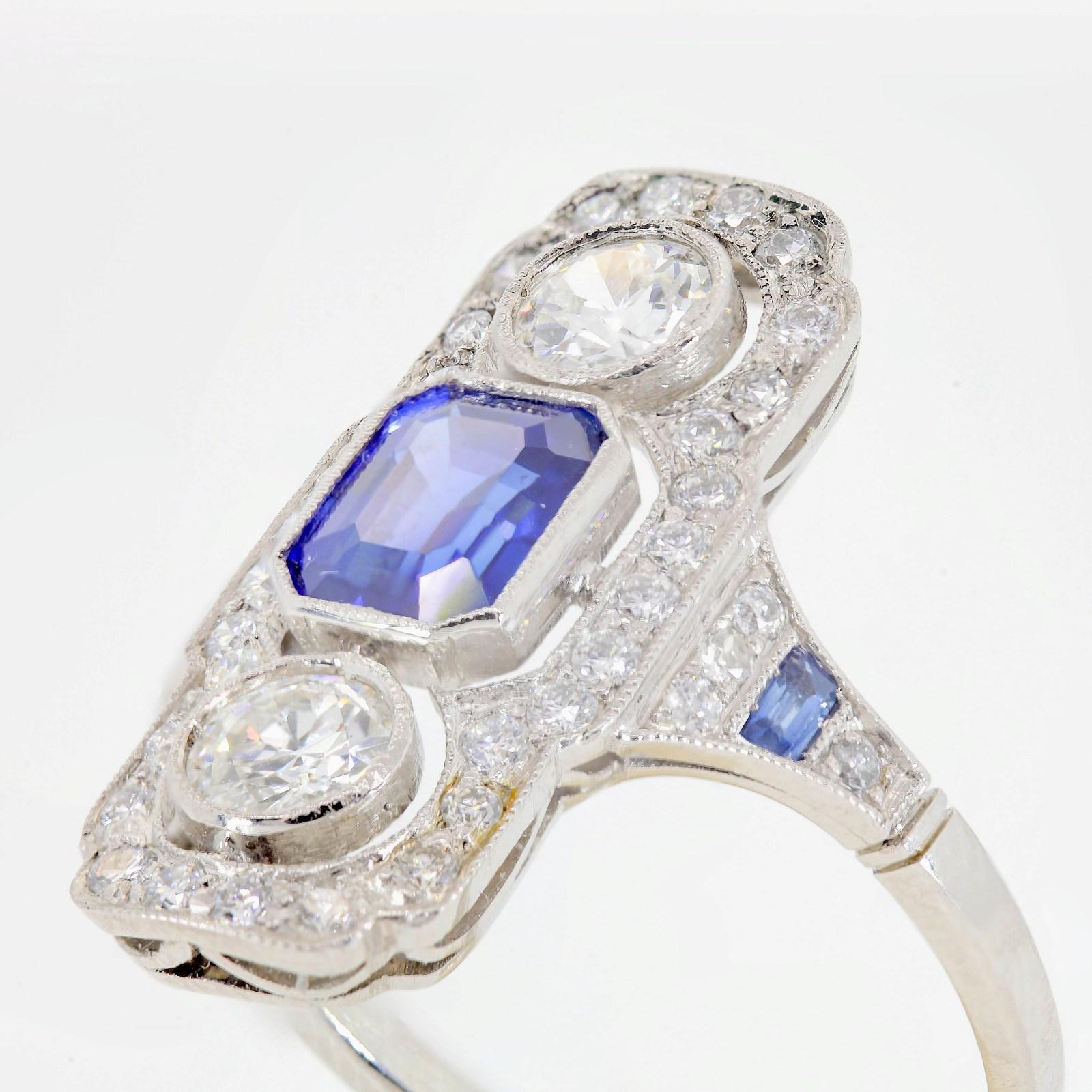 Emerald Cut 1.05 Carat Ceylon Sapphire and Diamond Platinum Ring