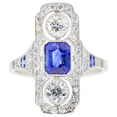 1.05 Carat Ceylon Sapphire and Diamond Platinum Ring