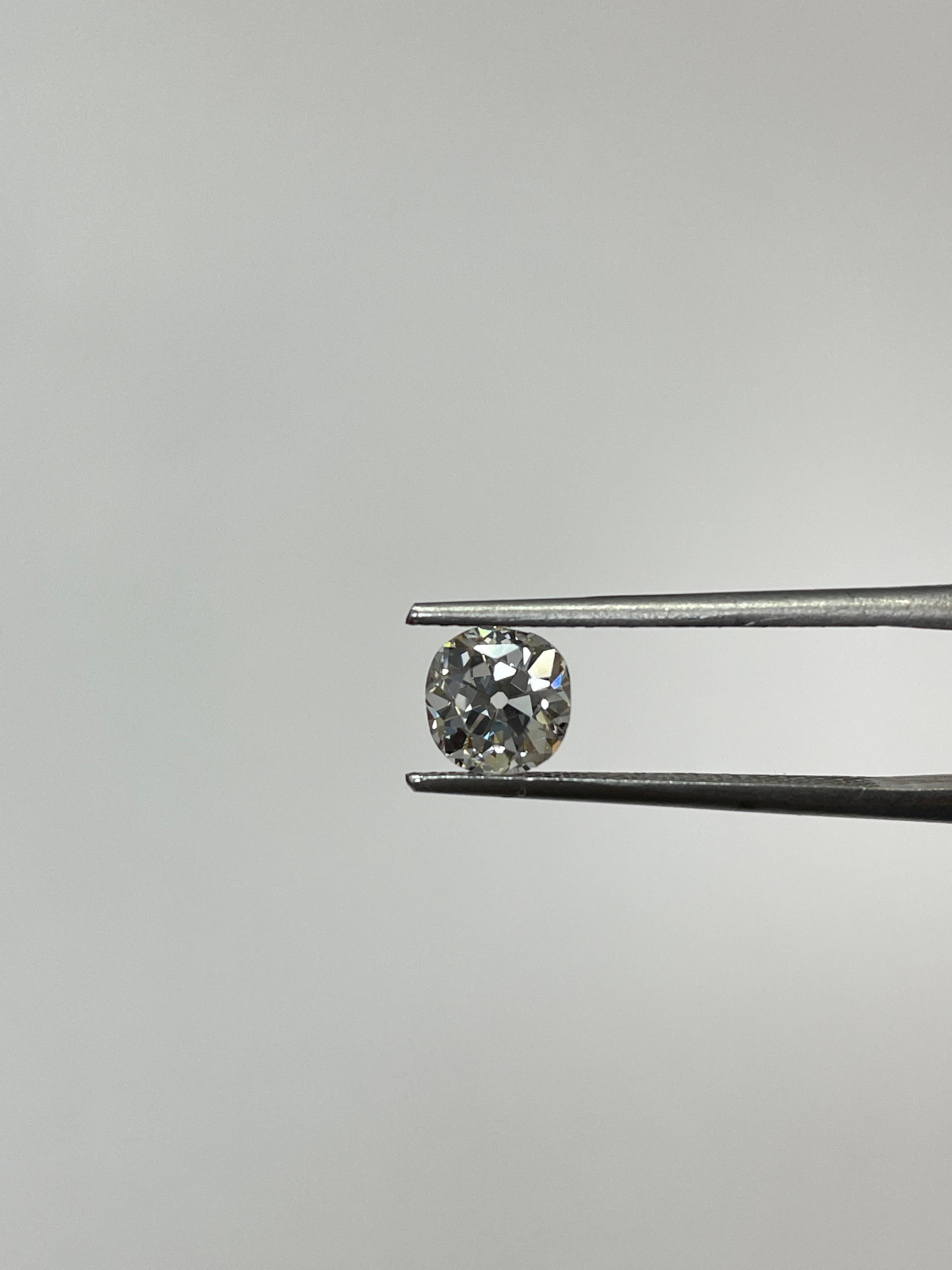 Taglio brillante Diamante circolare a brillante da 1,05 carati certificato Gia, colore I, chiarezza Vs2 in vendita