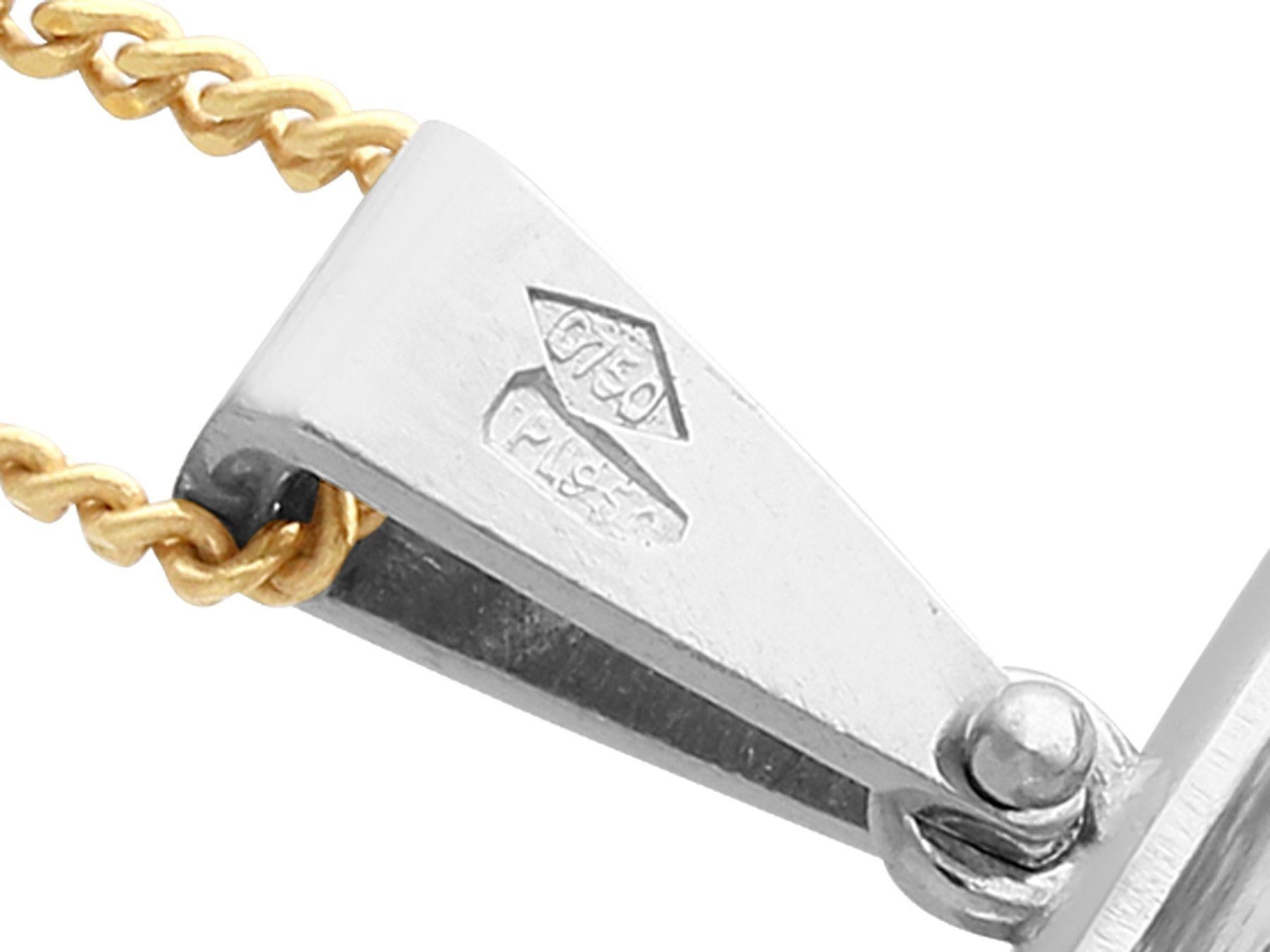 Pendentif en or et diamants de 1,05 carat, c. 1960 en vente 4
