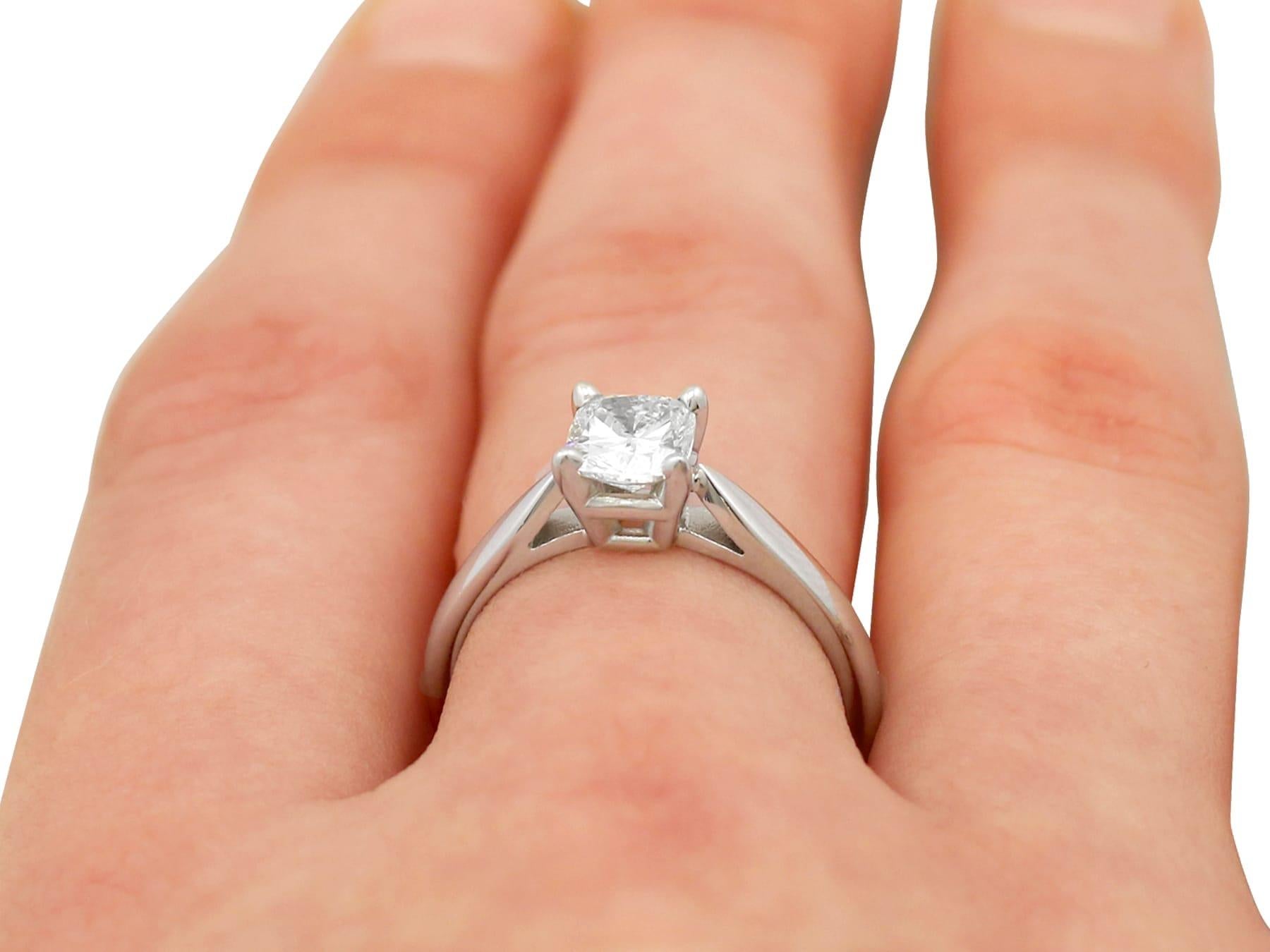 1.05 Carat Diamond and White Gold Solitaire Engagement Ring For Sale 3