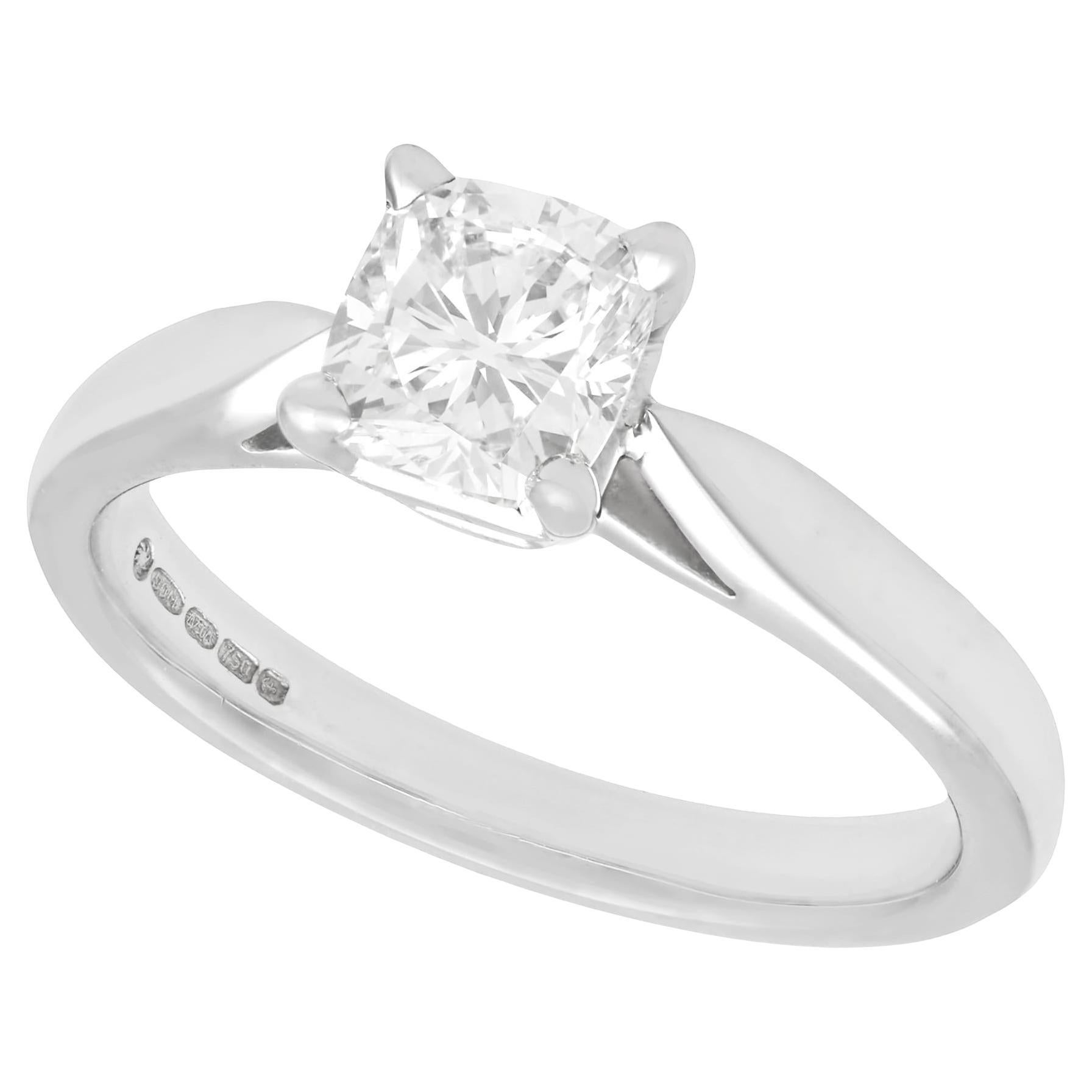 1.05 Carat Diamond and White Gold Solitaire Engagement Ring For Sale