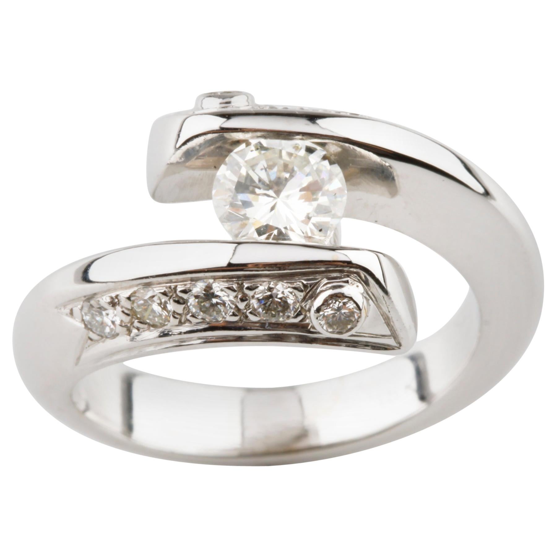 1.05 Carat Diamond Bypass Engagement Ring in White Gold For Sale