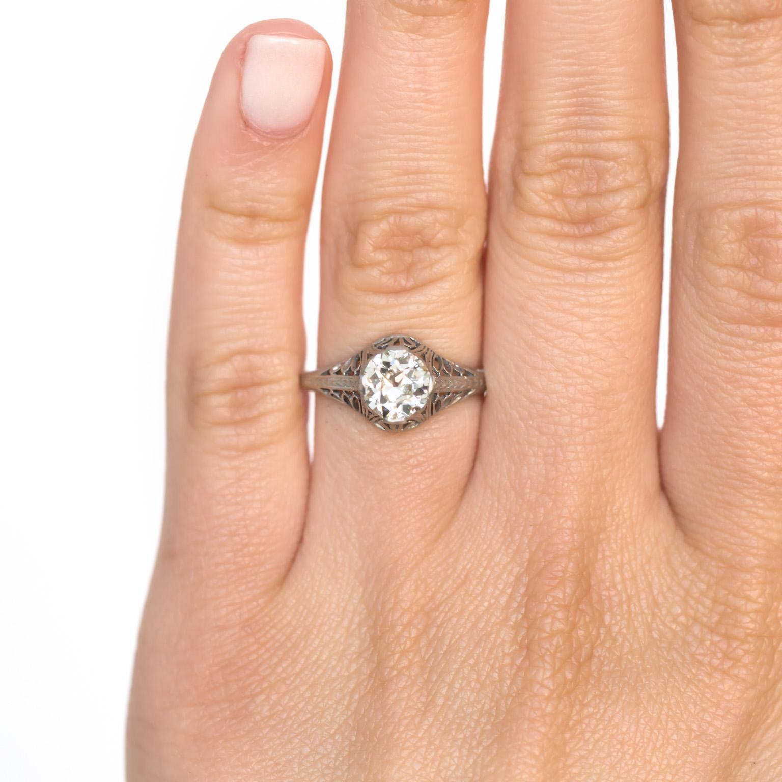 1.05 Carat Diamond Platinum Engagement Ring For Sale 1
